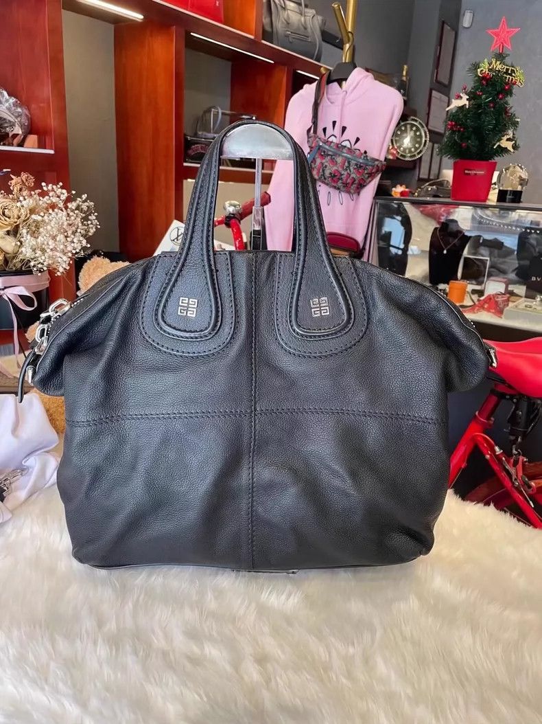 Givenchy Givenchy Black Full Leather Handbag Size ONE SIZE - 3 Thumbnail