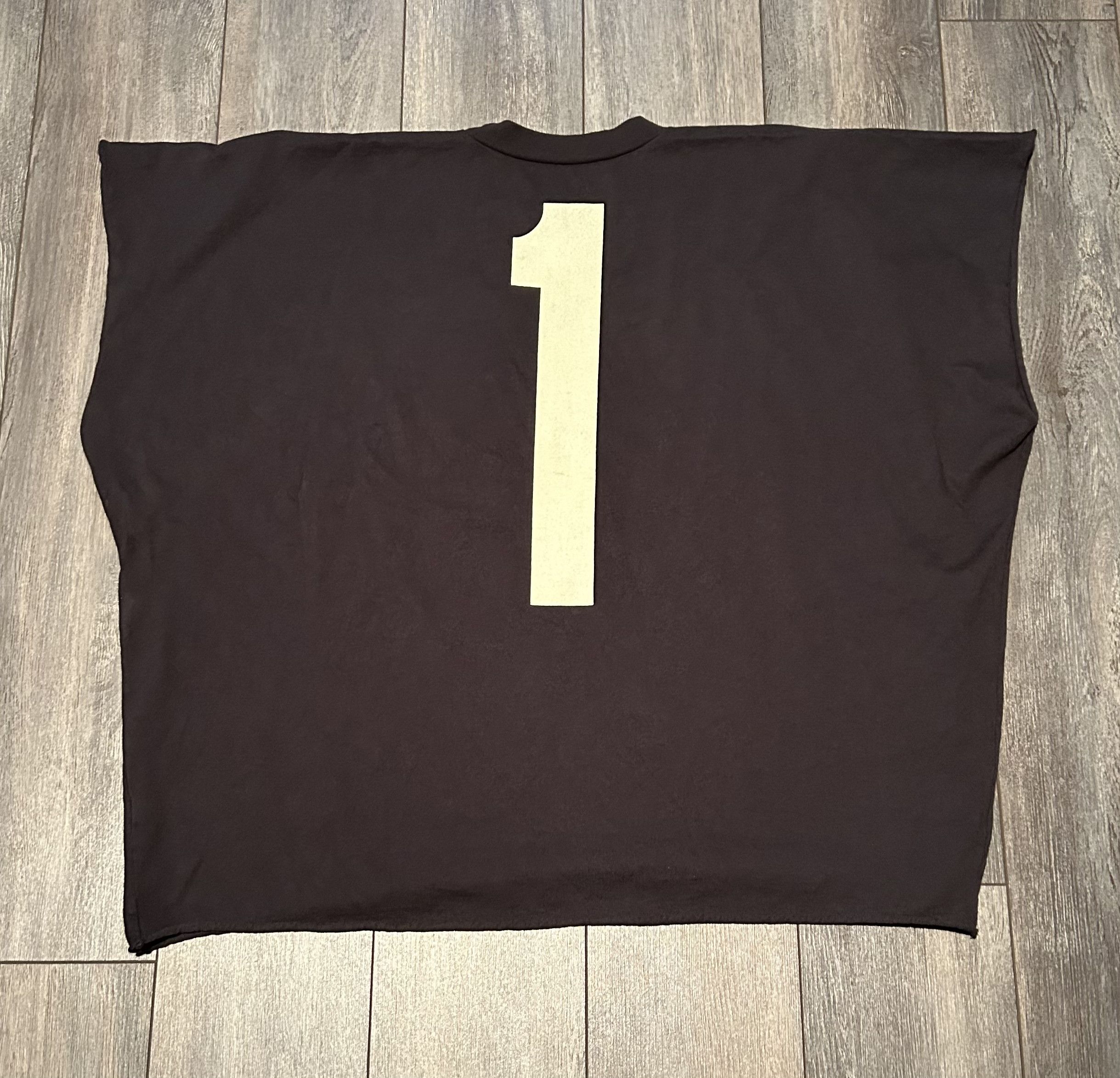Kanye West × Yeezy Season YZY Vultures One Box Tee Black