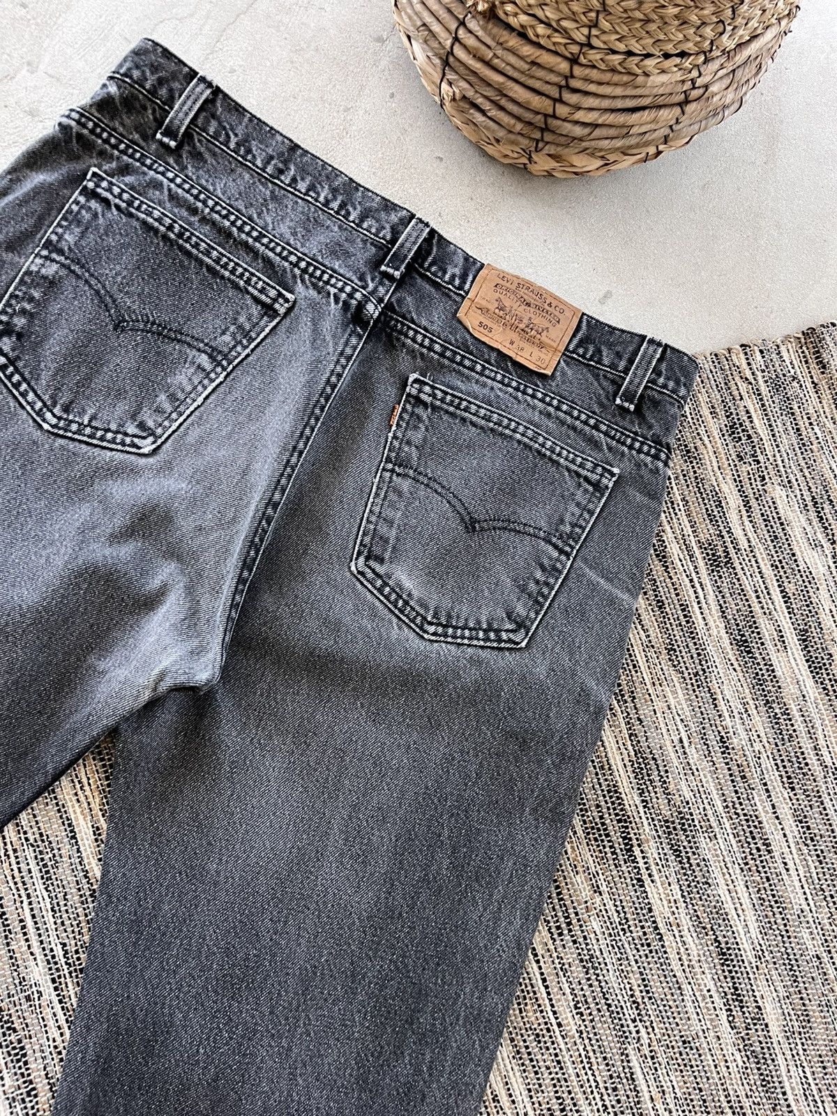 Levi's Vintage Levis 505 Denim Jeans 38x30 Grey Straight Fit Size US 38 / EU 54 - 16 Thumbnail
