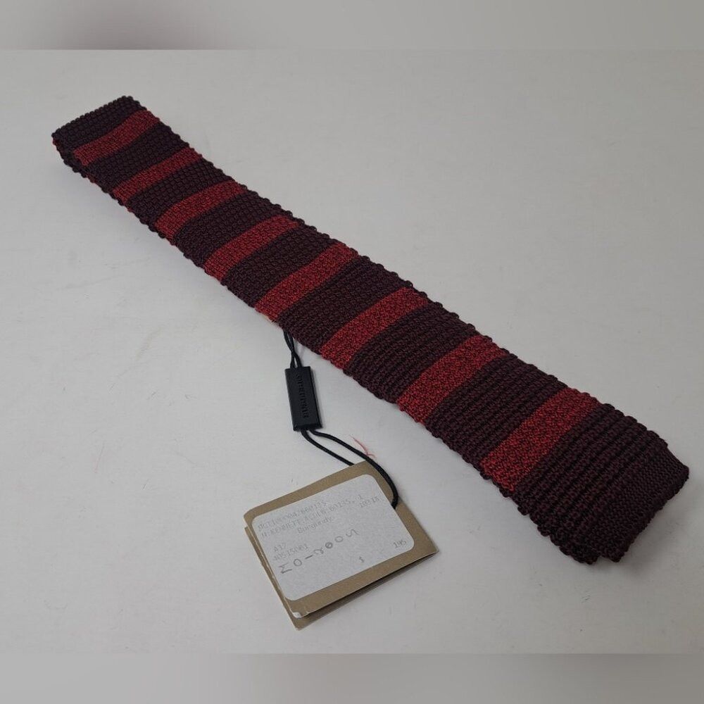 Burberry Men's 100% Silk Square Tie Slim Fit Burgundy Red S
