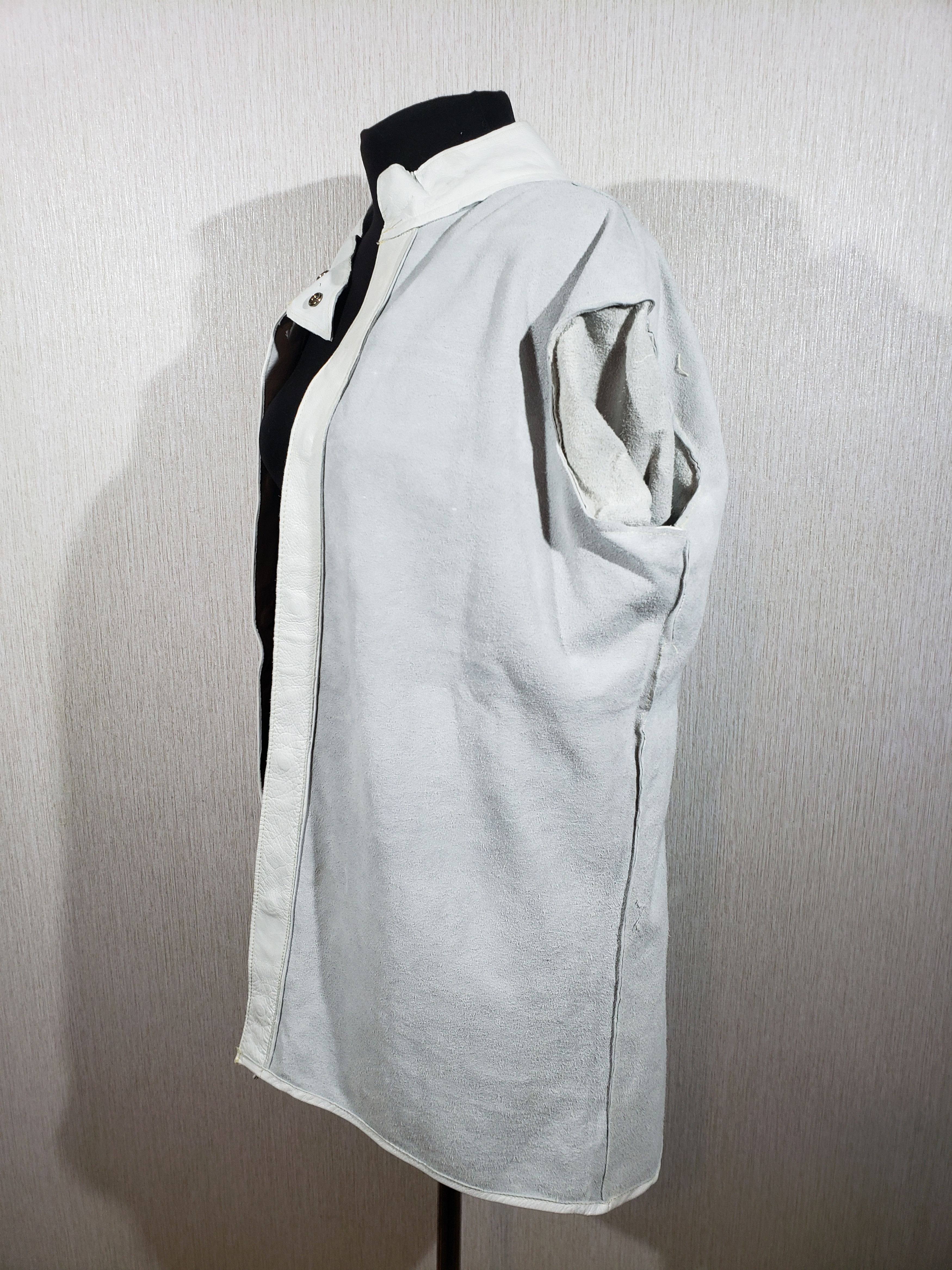 Other White leather men's shirt. Size US L / EU 52-54 / 3 - 8 Thumbnail