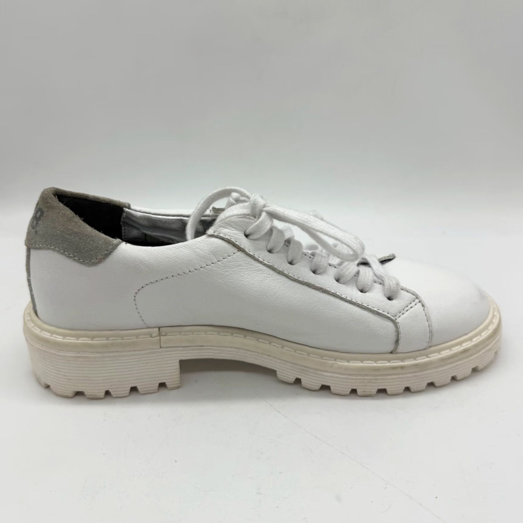 P448 P448 Womens Sneaker Lace Up White Leather Size 35/US 5-5.5 Chunky Sole Leather White Sneakers Size US 5.5 / IT 35.5 - 6 Thumbnail