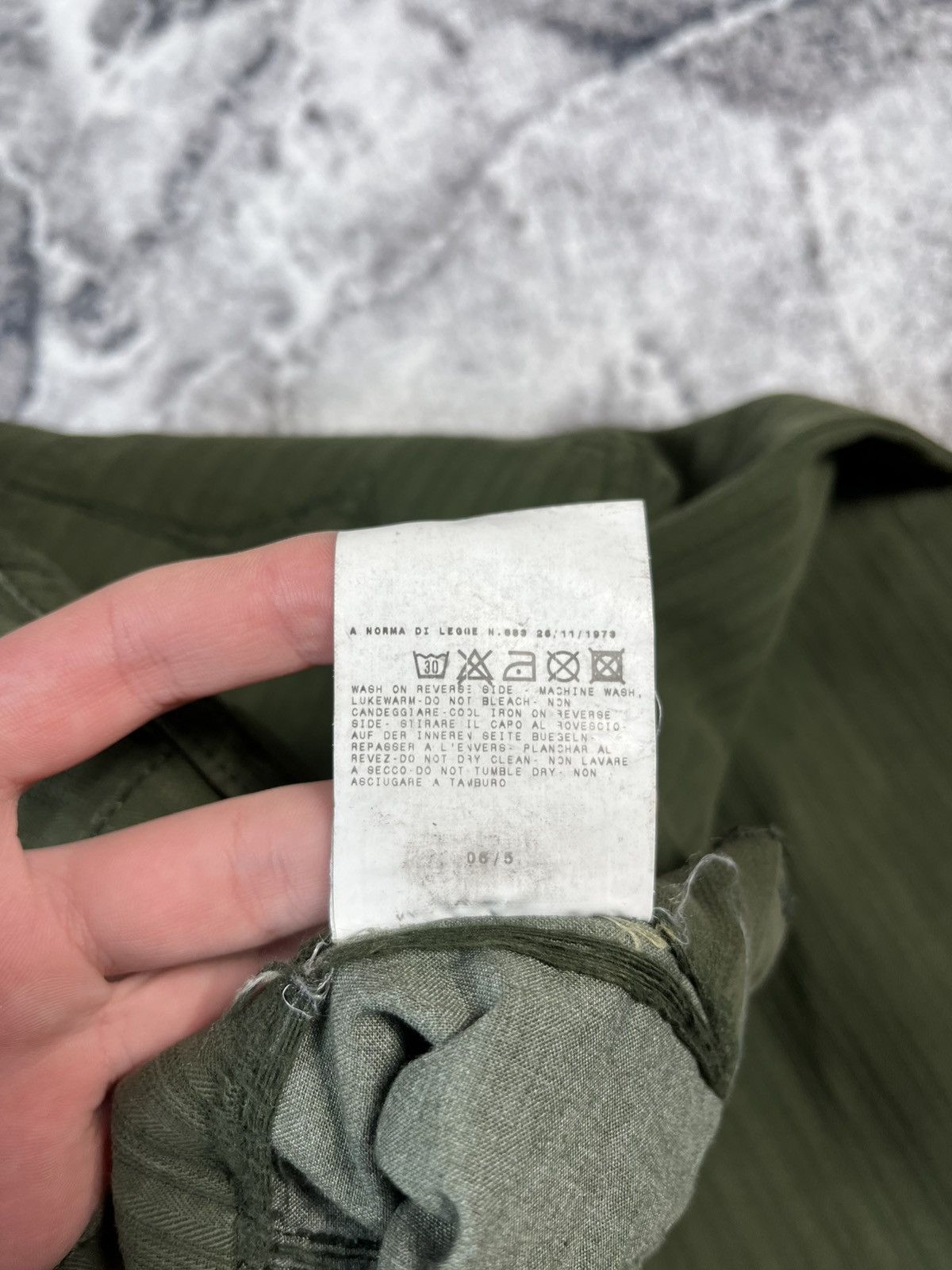 Versace Versace Olive Green Straight Fit Pants Made In Italy Size US 34 / EU 50 - 8 Thumbnail