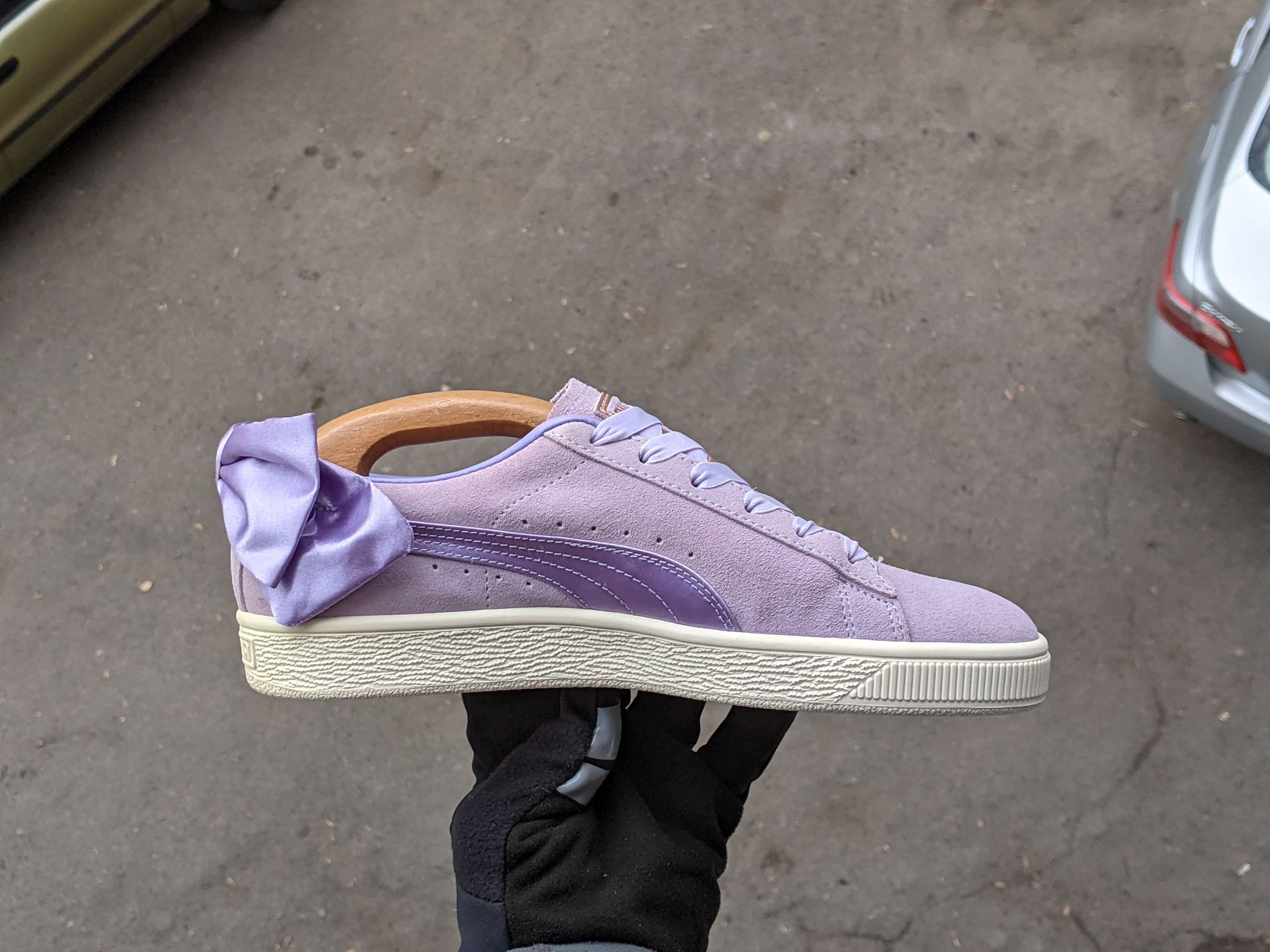 Puma *NEW* Puma Suede Bow Womens Sneaker Clyde Cat MCM Rhuigi Size US 8.5 / IT 38.5 - 5 Thumbnail