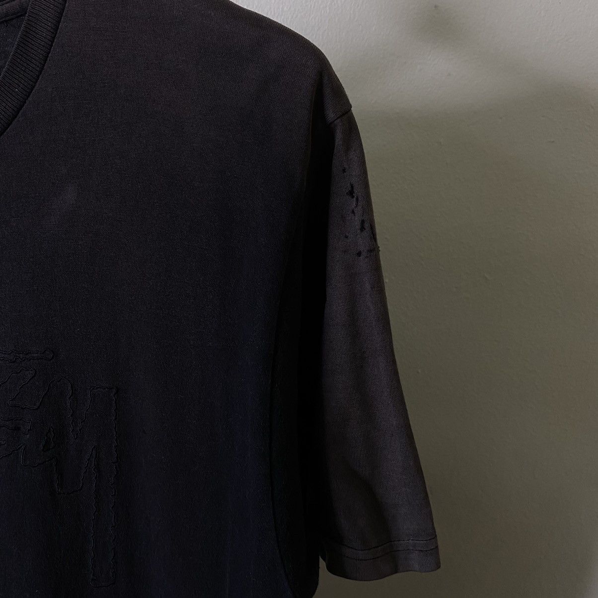 Stussy Y2K Stussy Embroidery Script Black On Black Faded T Shirt Size US M / EU 48-50 / 2 - 4 Thumbnail