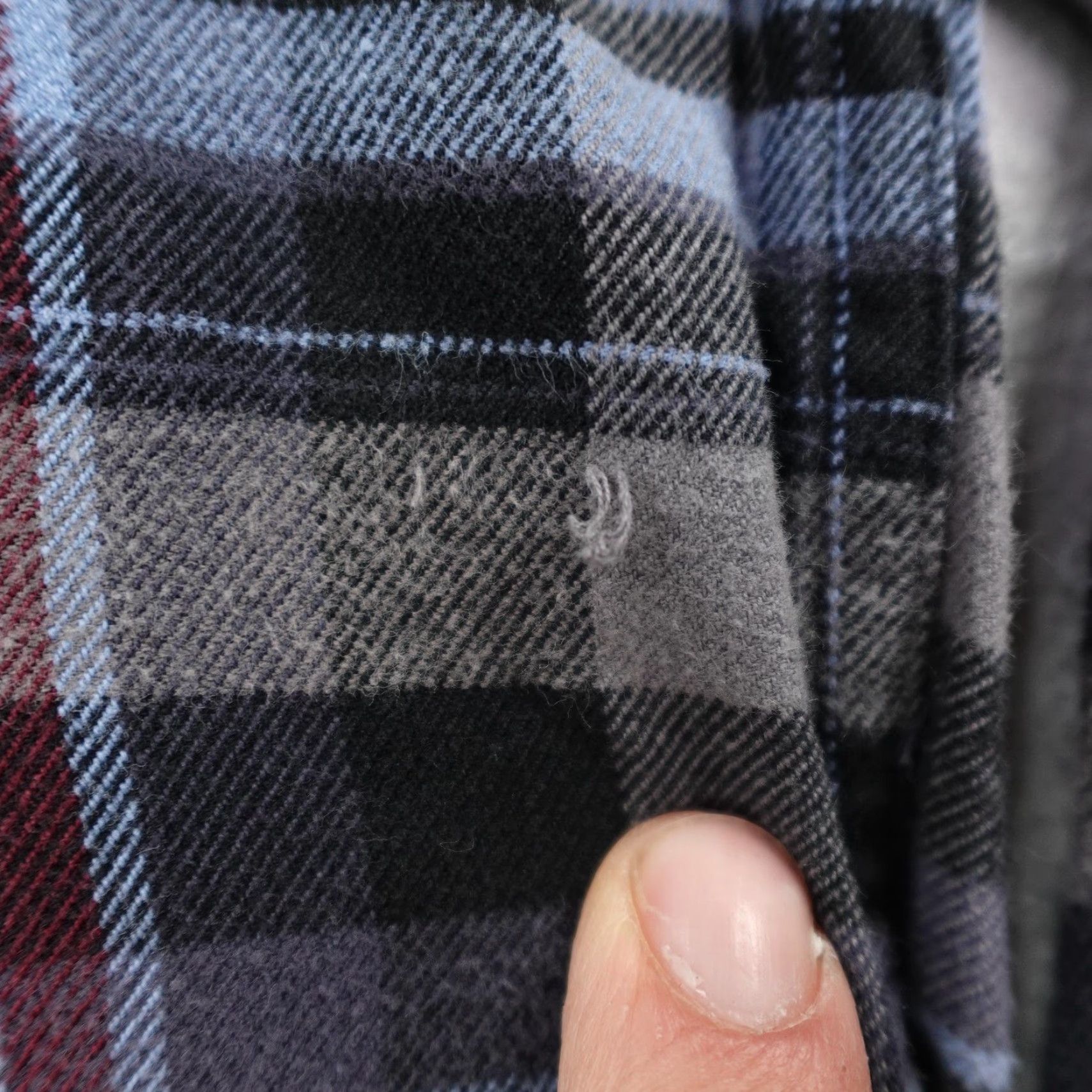 Carhartt Carhartt Shirt Mens Large Blue Gray Black Plaid Flannel Distressed Button Up Size US L / EU 52-54 / 3 - 4 Thumbnail