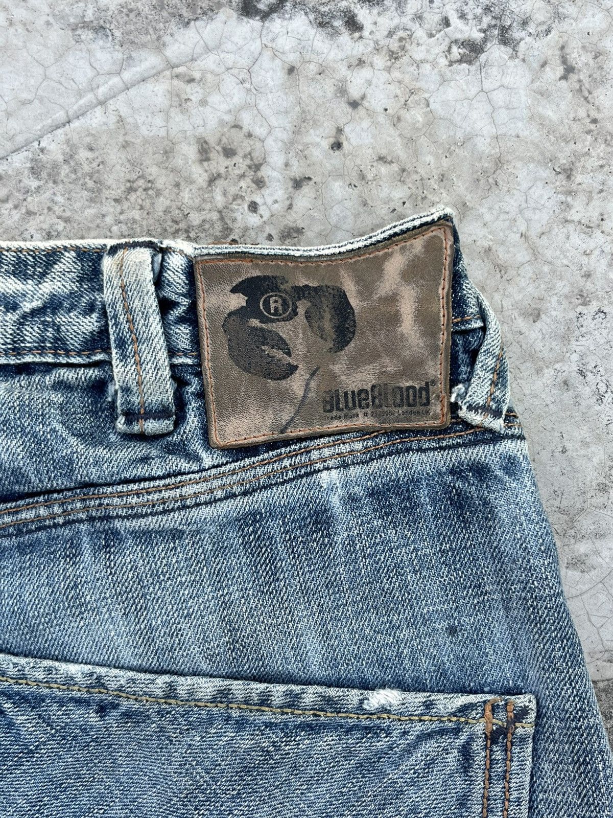Blue Blood Blue blood y2k vintage denim Size US 36 / EU 52 - 9 Thumbnail