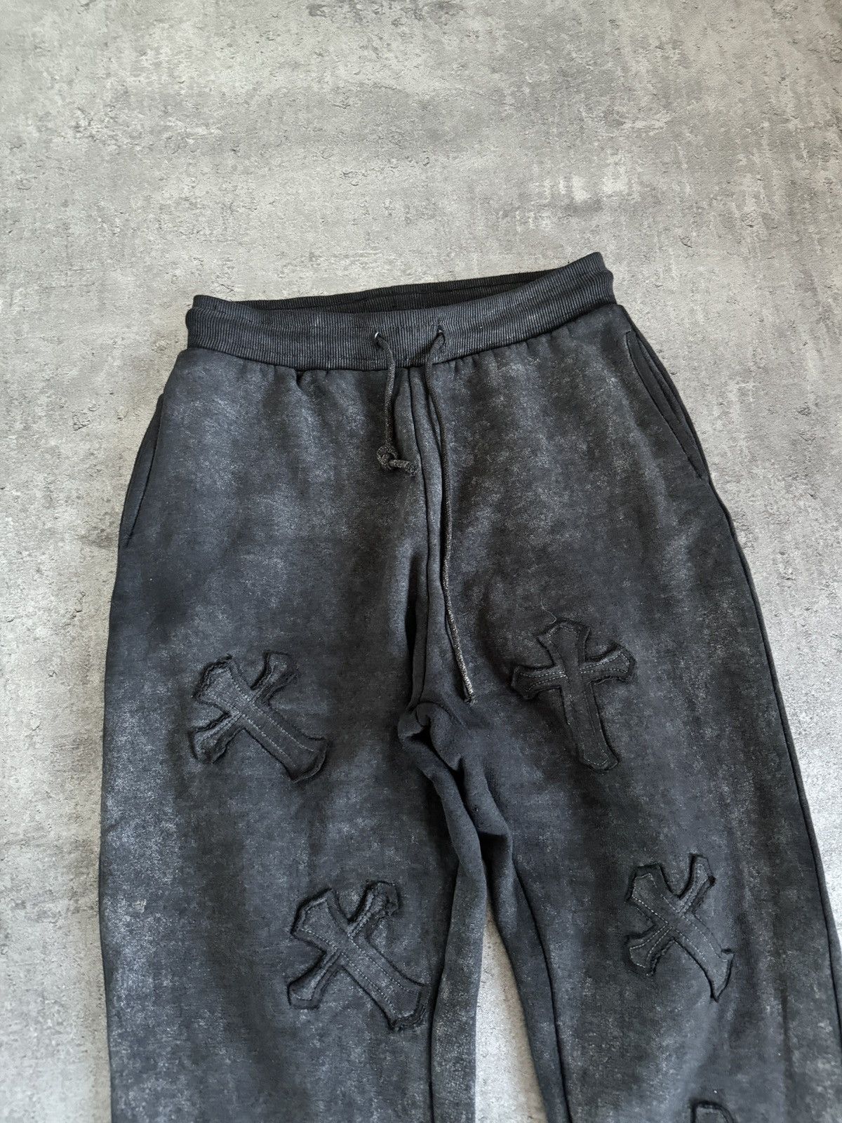 Affliction × Vintage Like chrome hearts sweatpants black grey logo print y2k Size US 34 / EU 50 - 3 Thumbnail