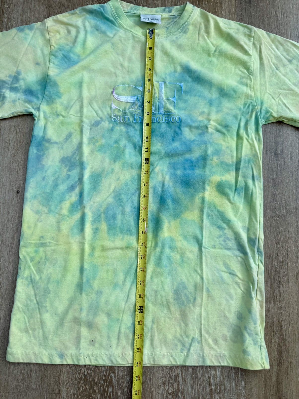 Vintage Spiral Tie Dye Embroidered San Fransisco 90s Tee Size US L / EU 52-54 / 3 - 9 Thumbnail