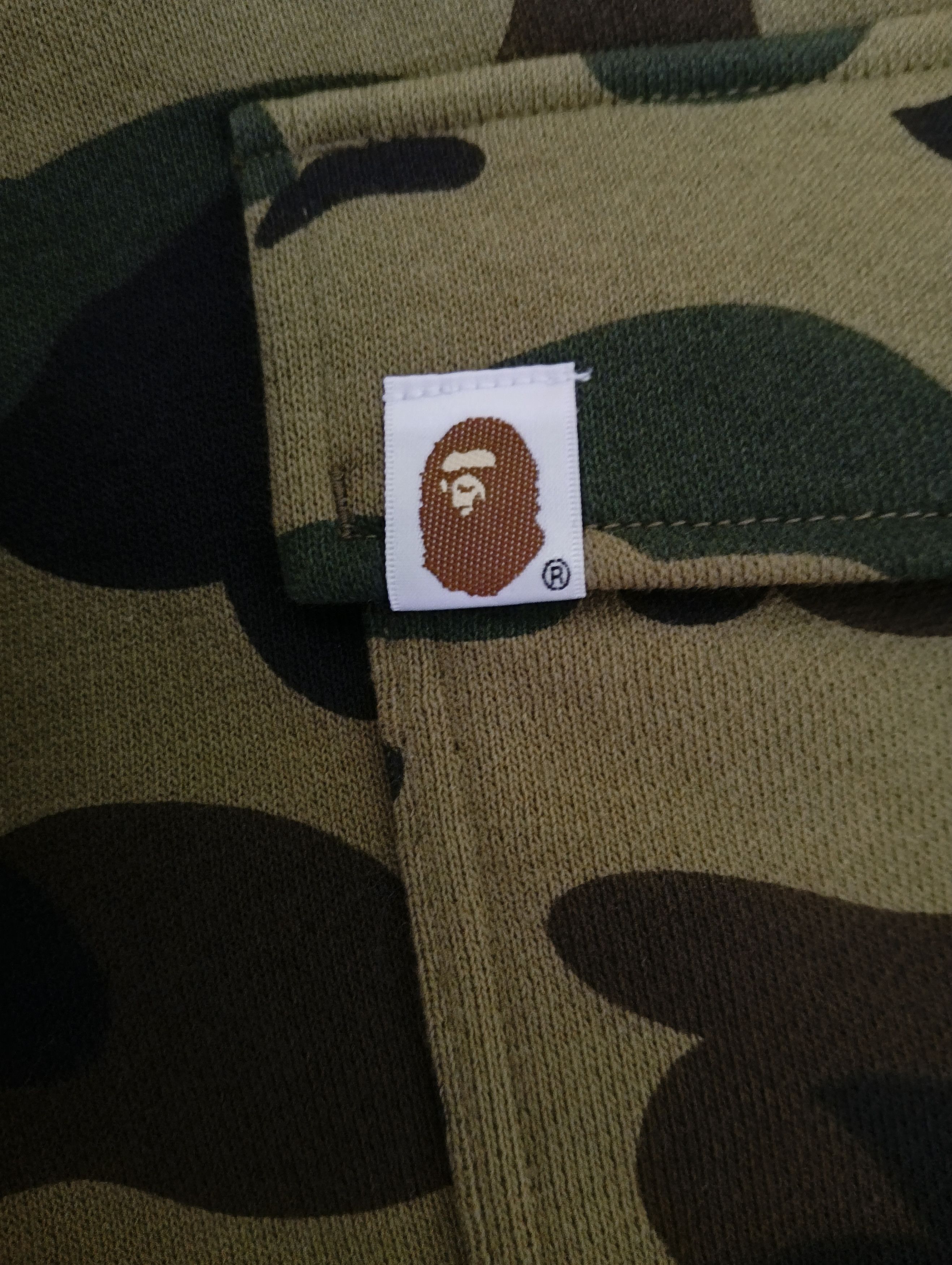 Bape A Bathing Ape 1st Camo 6's Pocket Shorts Size US 36 / EU 52 - 5 Thumbnail