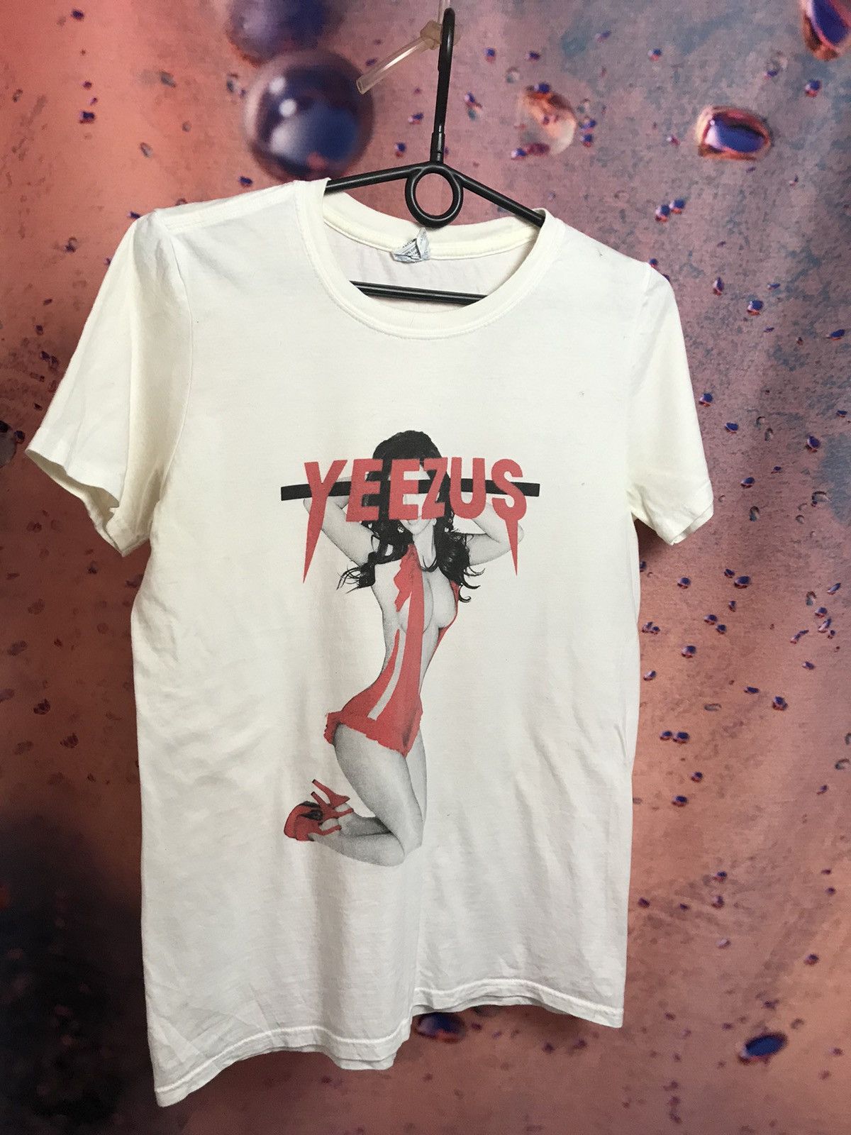 Band Tees Yeezus Kanye West tour tee size xs-s Size US XS / EU 42 / 0 - 2 Thumbnail