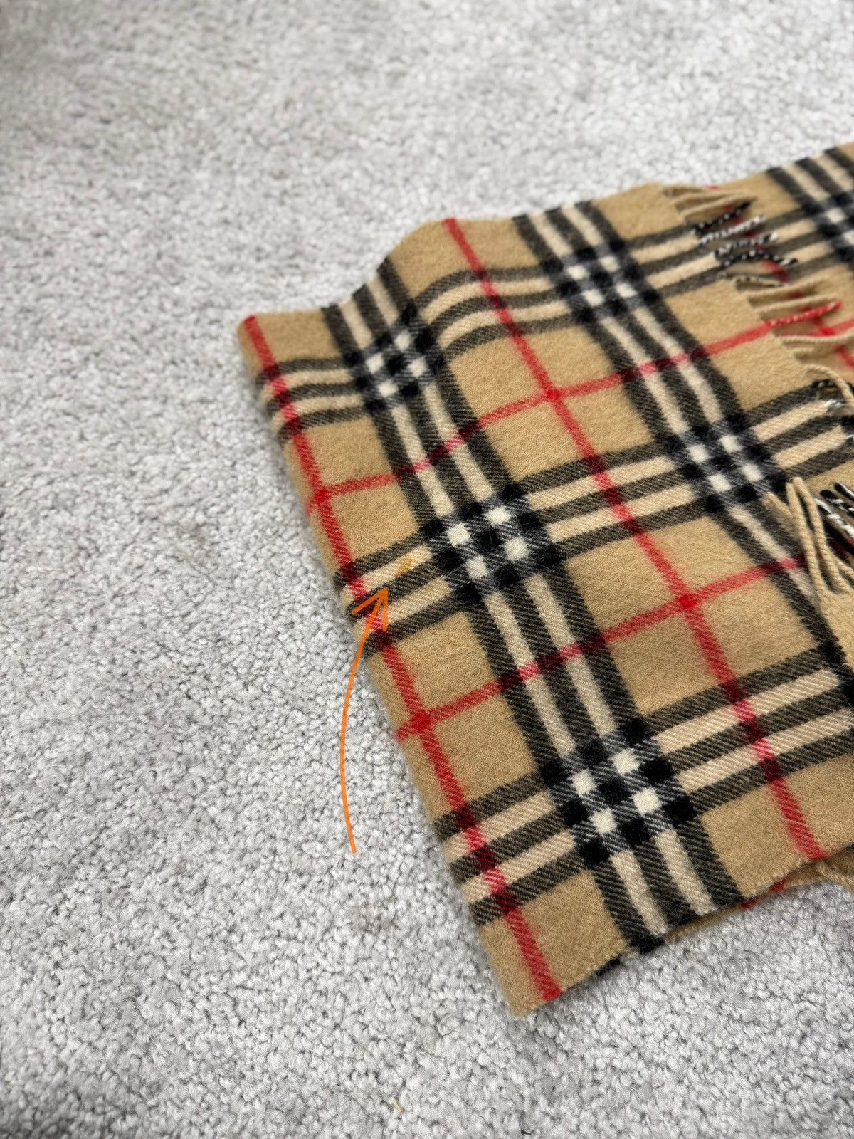Burberry Vintage Burberry's London Cashmere Scarf Nova Check Stripes Size ONE SIZE - 10 Thumbnail