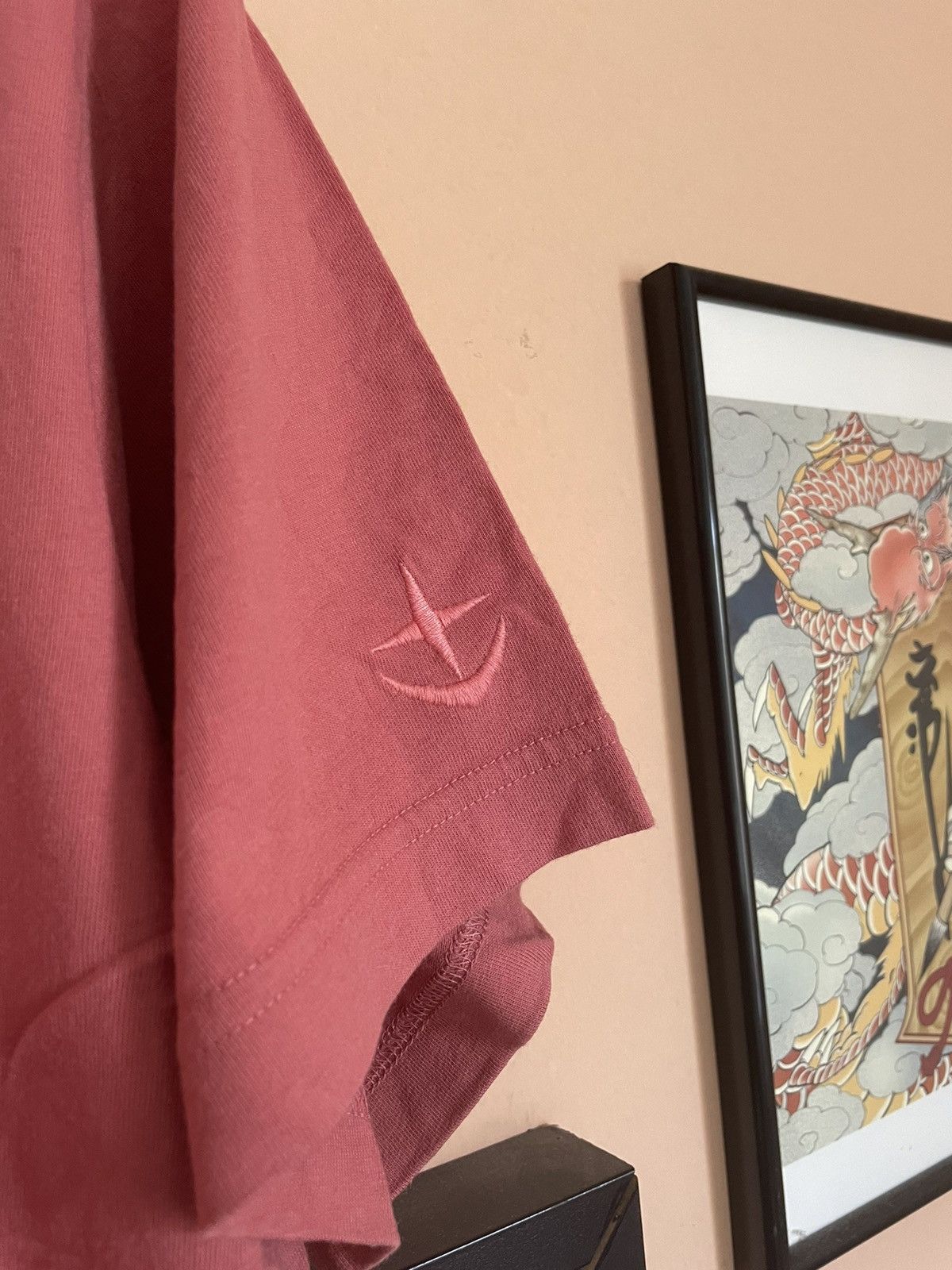 Uniqlo Uniqlo X Gundam 40th anniversary Sayla Mass T-shirt Size US XL / EU 56 / 4 - 4 Thumbnail