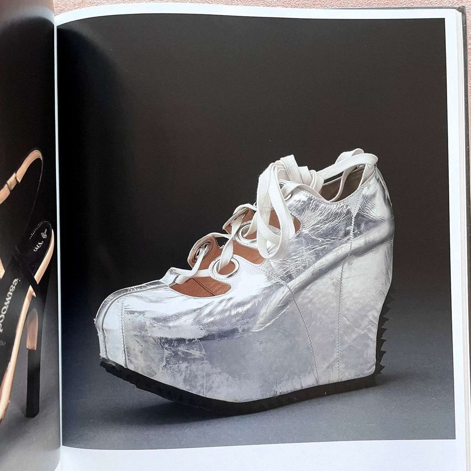 Vintage × Vivienne Westwood Vivienne westwood shoes Hardcover Book damiani published Size ONE SIZE - 3 Thumbnail