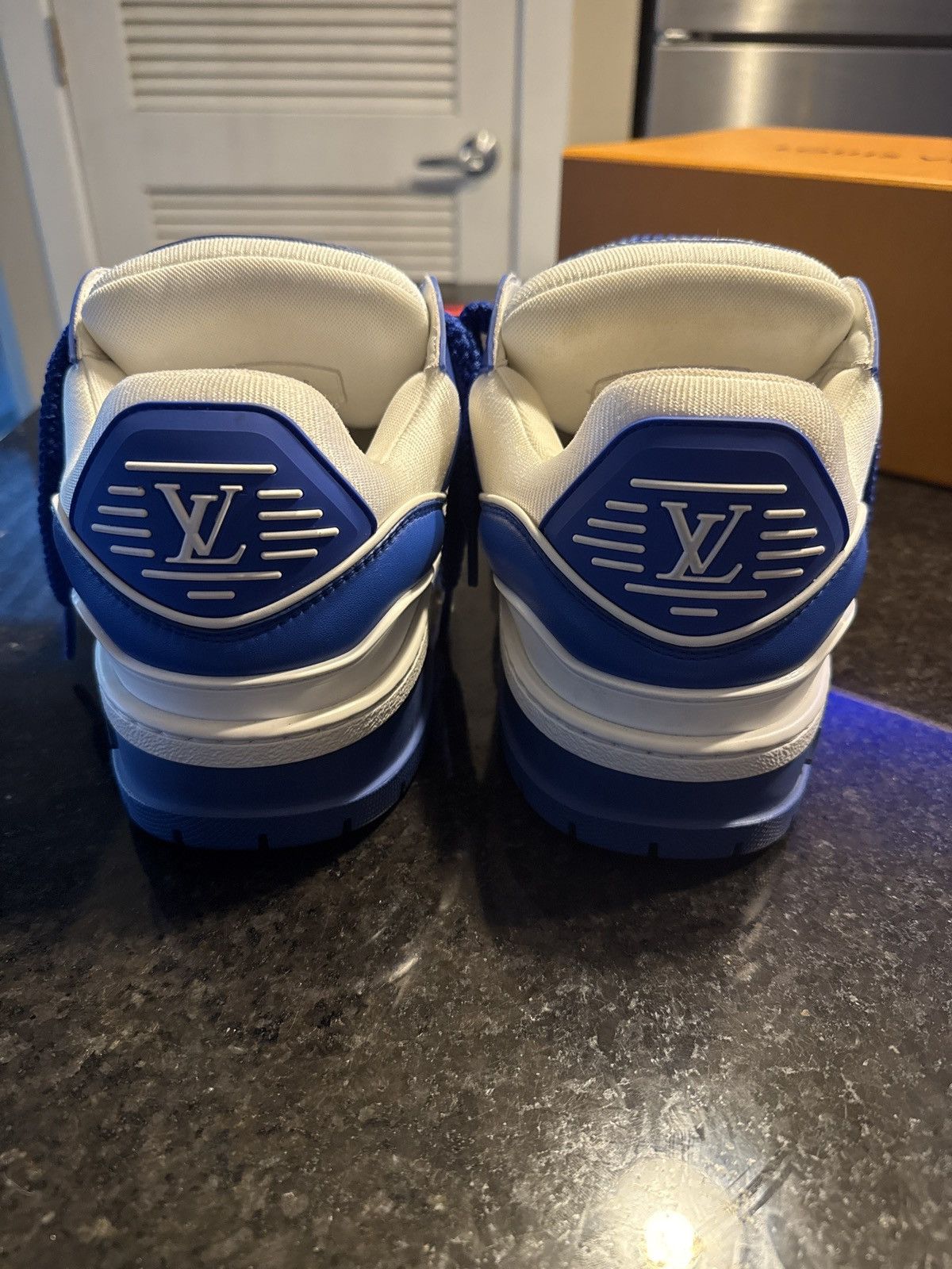 Louis Vuitton Louis Vuitton Trainers Size US 11 / EU 44 - 7 Thumbnail