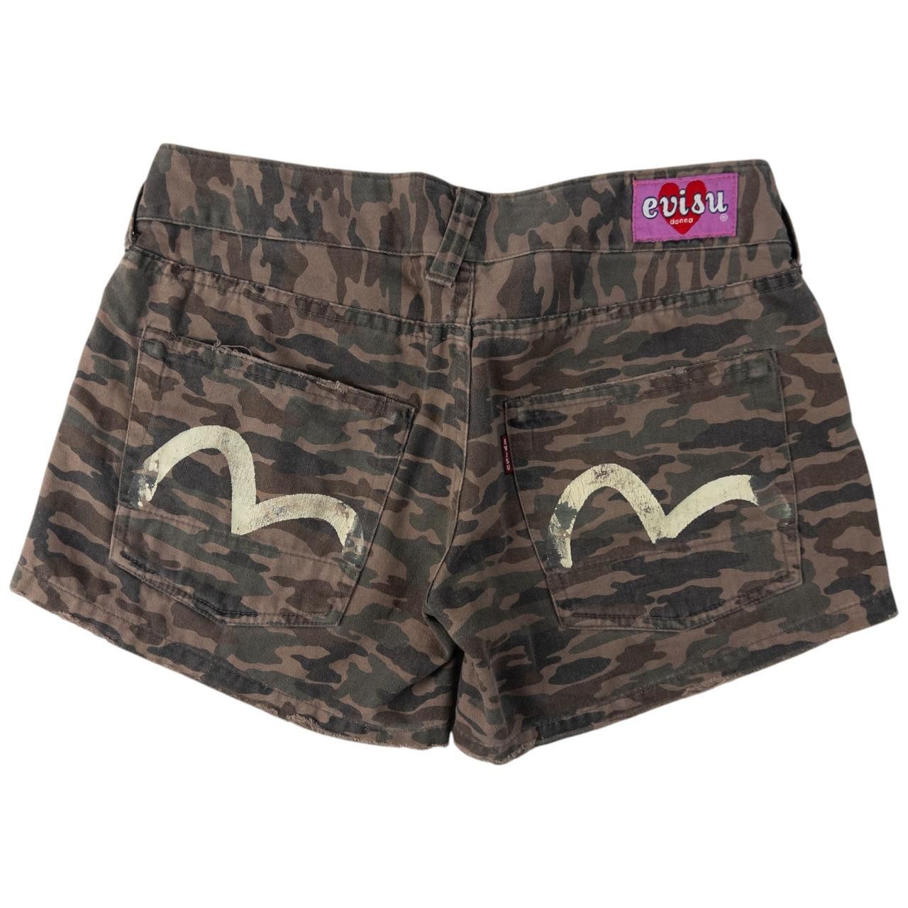 Evisu Vintage Evisu Donna Double Gull Camo Shorts Womens Size W28 Size 28" / US 6 / IT 42 - 1 Thumbnail