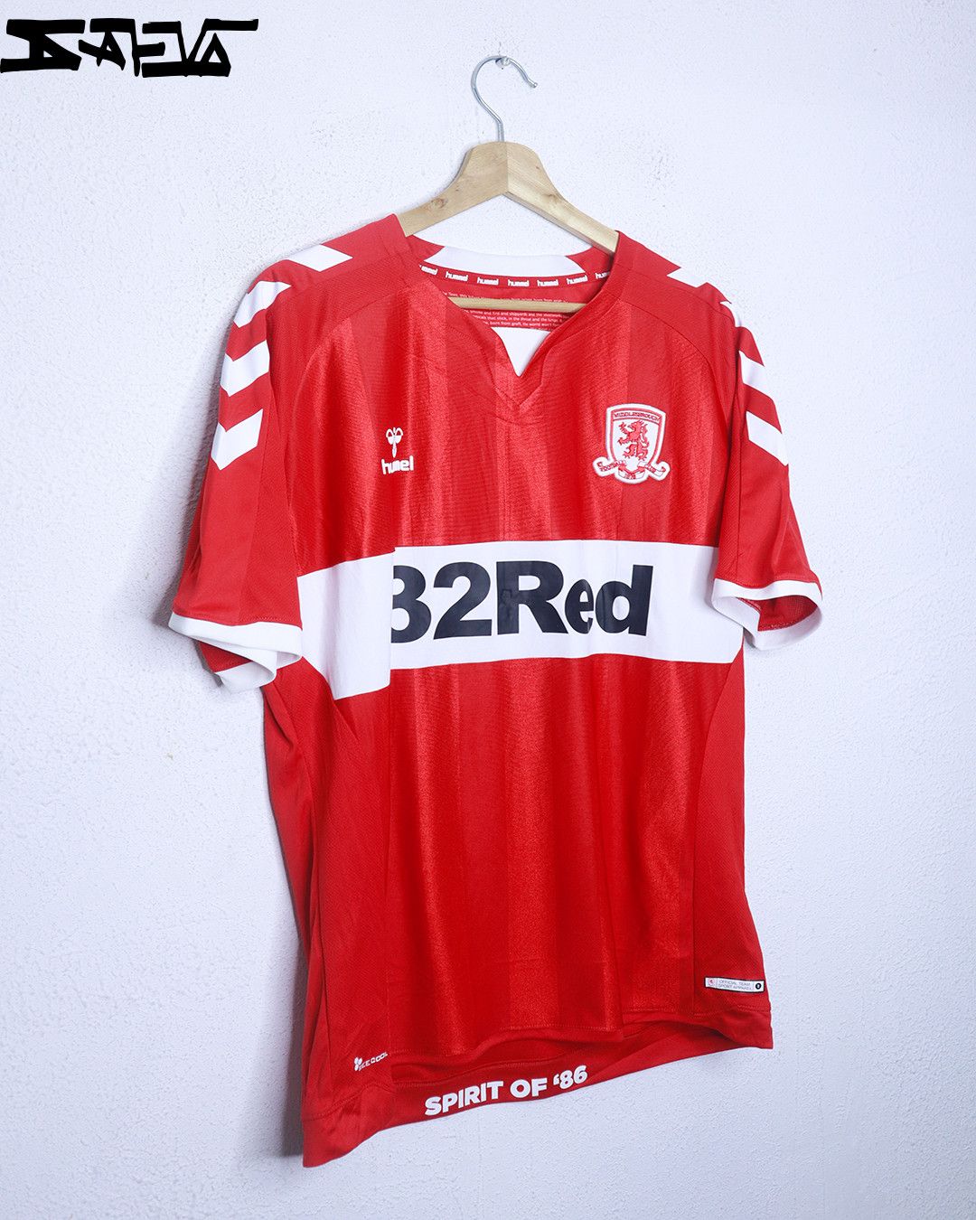 Hummel Middlesbrough 2018/2019 Home Jersey Size US L / EU 52-54 / 3 - 4 Thumbnail