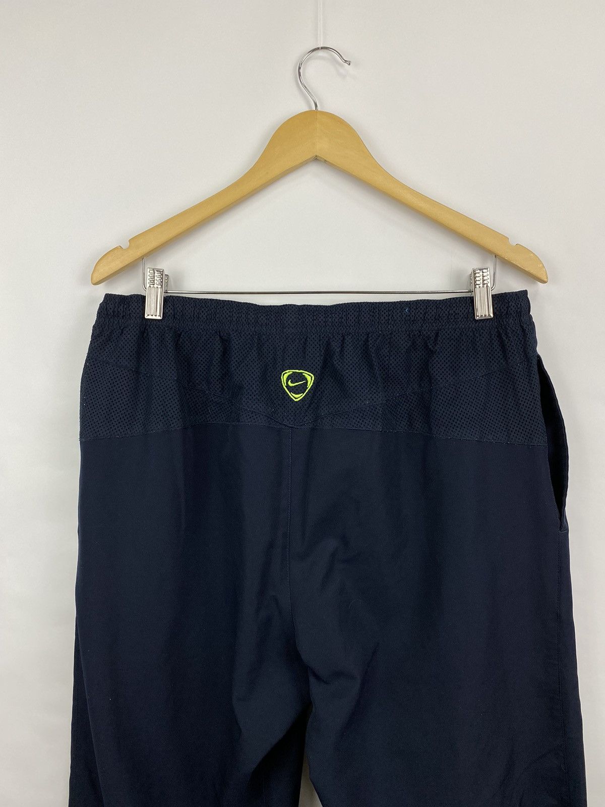 Nike 🇪🇸 Vintage 90s F. C. Barcelona Nike Soccer Pants Rare Y2K Size US 36 / EU 52 - 9 Thumbnail