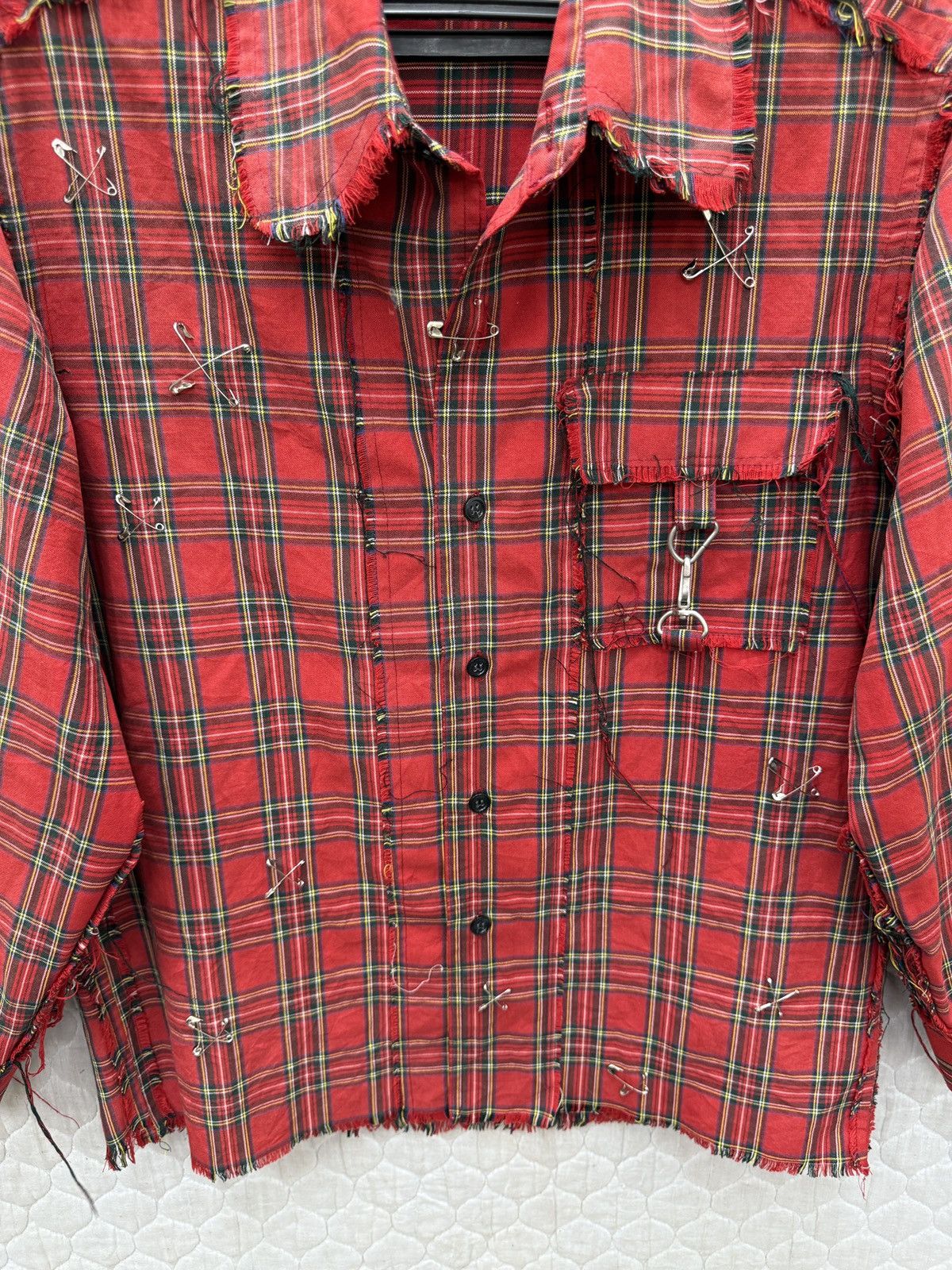 Seditionaries 🔥🔥🔥ARCHIVE V-DIVE FOR MEN TARTAN PUNK SHIRTS Size US M / EU 48-50 / 2 - 5 Thumbnail