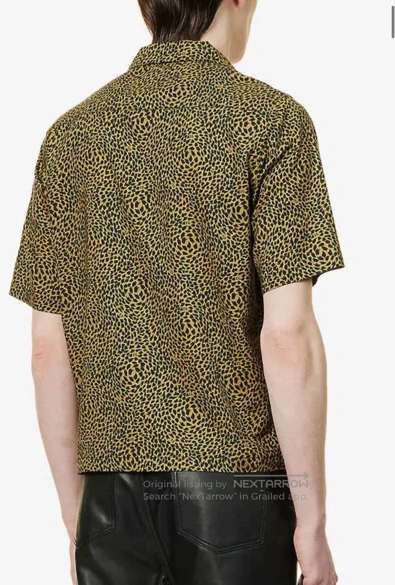 Saint Laurent Paris Saint Laurent Leopard Print Short Sleeve Shirt. Size US L / EU 52-54 / 3 - 3 Thumbnail