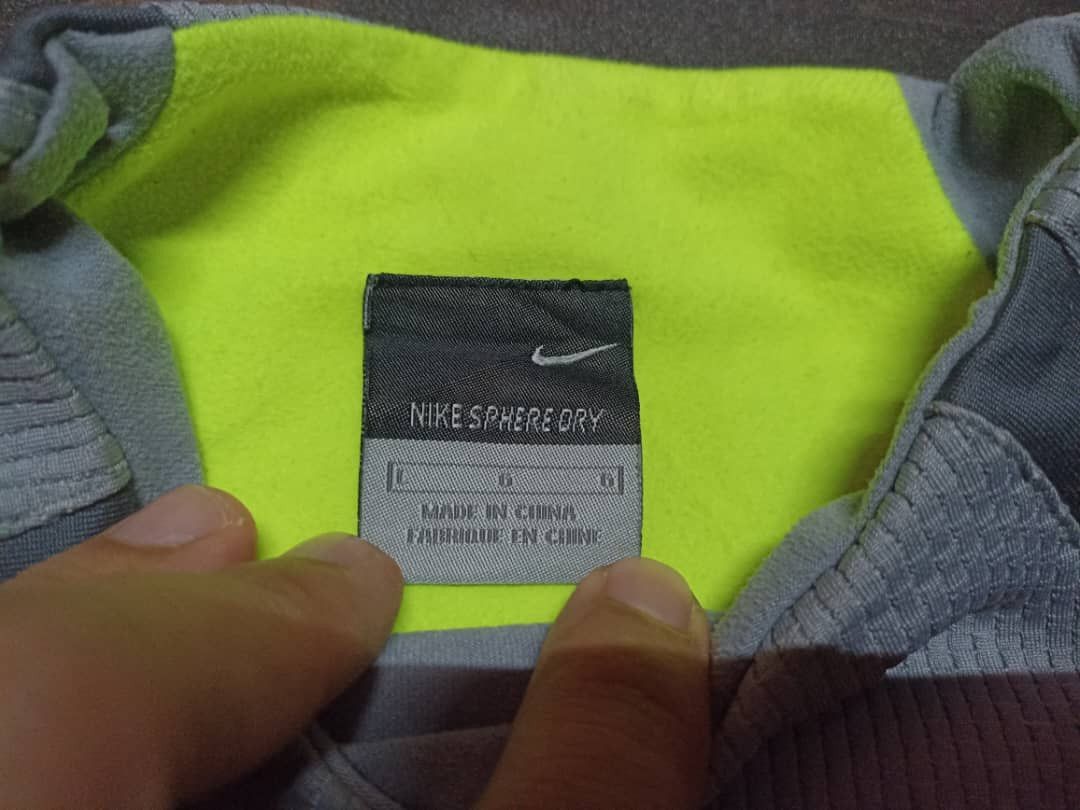 Nike Nike Sphere Dry long Sleeve Size L / US 10 / IT 46 - 9 Thumbnail
