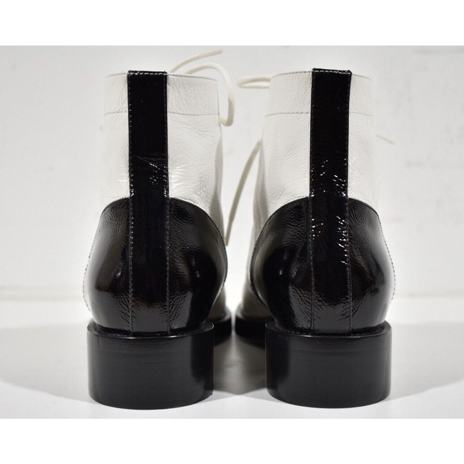 Chanel Chanel 21P White Black Crumpled Shiny CC Combat Lace Up Size US 10 / IT 40 - 11 Thumbnail