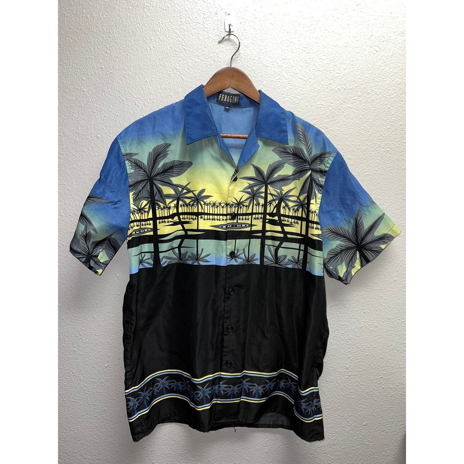 Vintage Vintage Ferugini Button Down Shirt Hawaii Hawaiian Medium Size US M / EU 48-50 / 2 - 1 Thumbnail