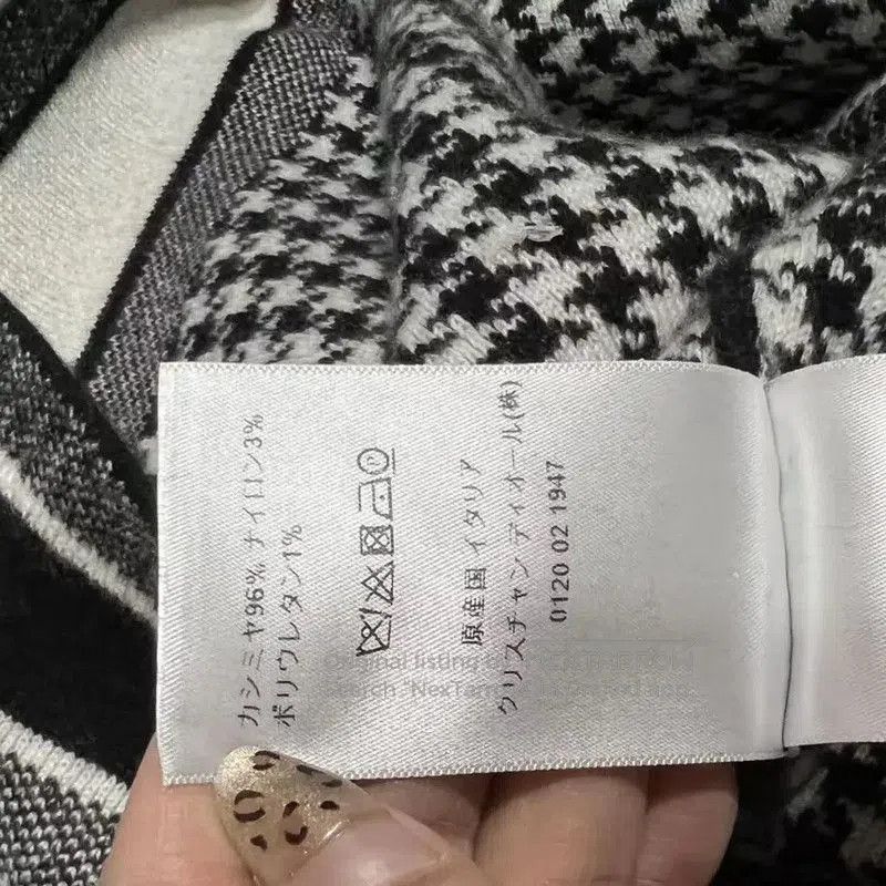 Dior Dior Black Cashmere Pullover Sweater for Women . Size S / US 4 / IT 40 - 6 Thumbnail