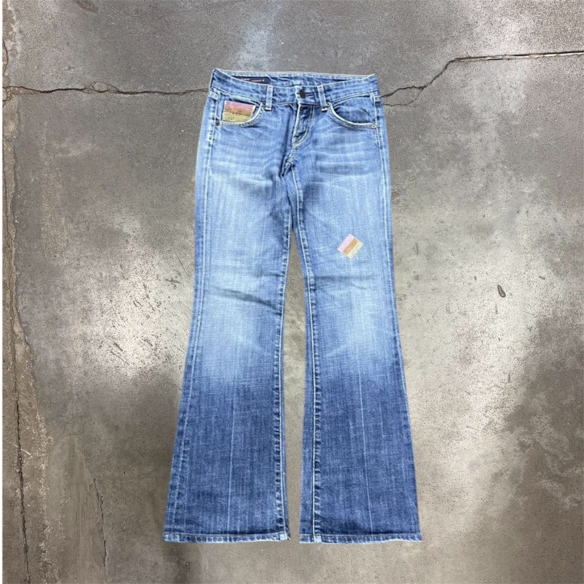 Vintage Vintage Y2K Baggy Wide Leg Distressed Flared Jeans Skate 30 Size US 30 / EU 46 - 1 Thumbnail