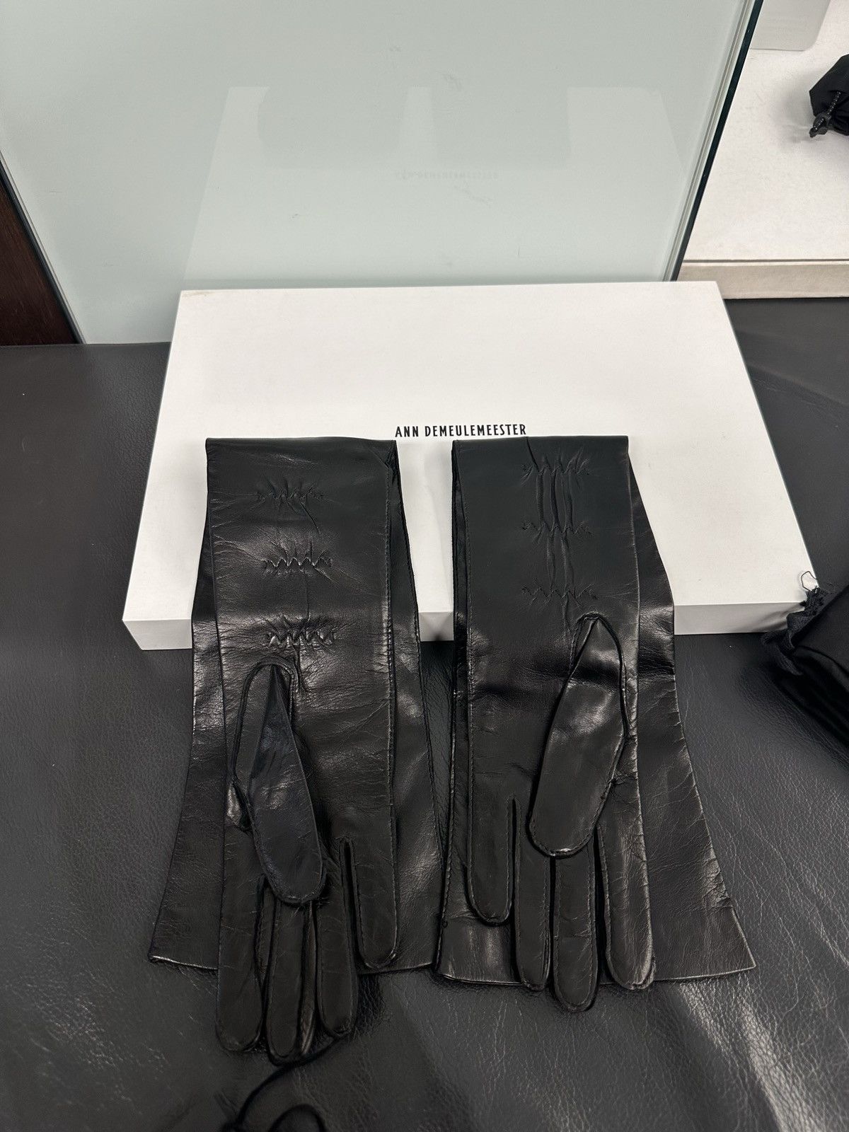Ann Demeulemeester BNWT! Ann Demeulemeester ladies Leather Joris Gloves Size ONE SIZE - 5 Thumbnail