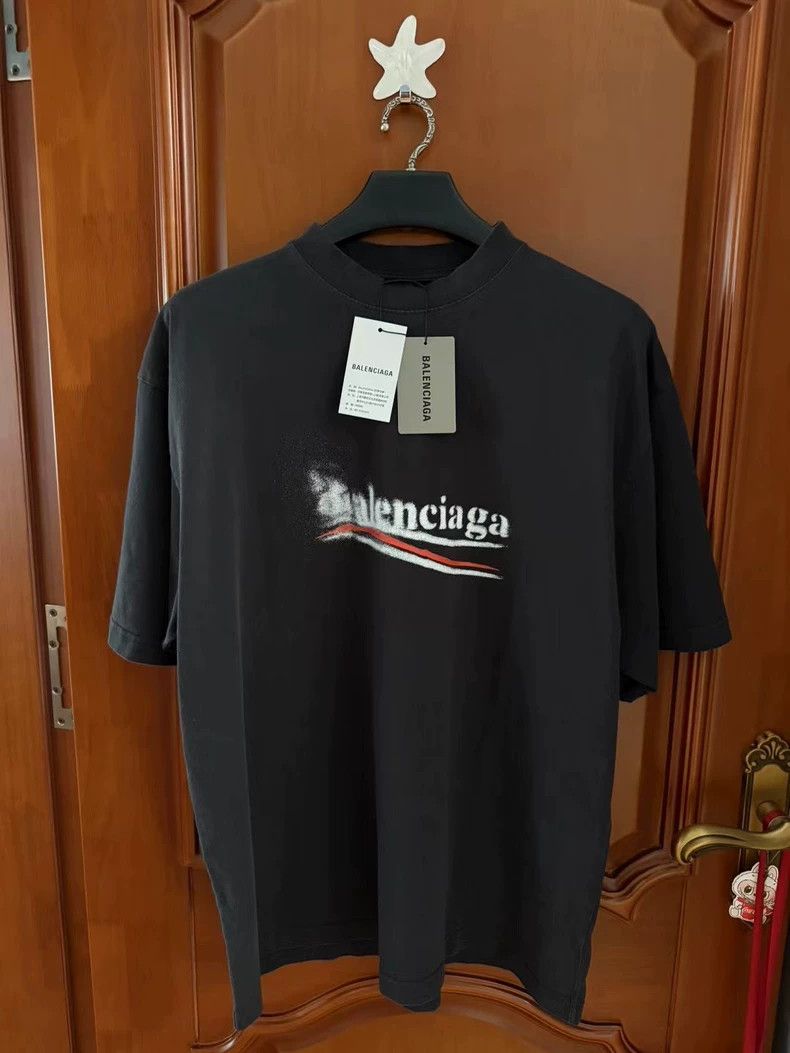 Balenciaga Balenciaga Burn Blur Coke Short Sleeves Size US L / EU 52-54 / 3 - 1 Thumbnail