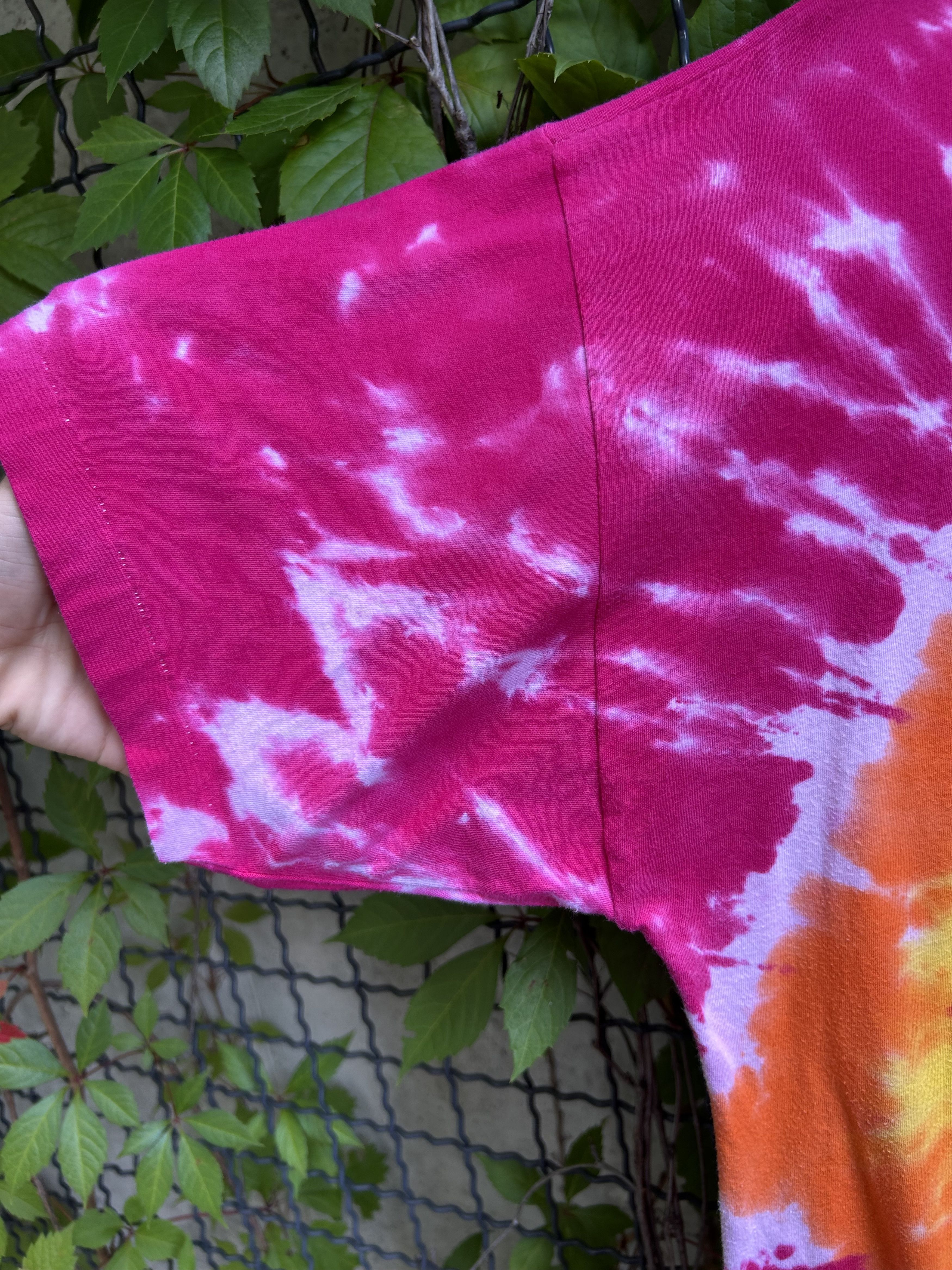Band Tees Vintage 90s Levellers Rock Band Tie Dye T-shirt Size US XL / EU 56 / 4 - 5 Thumbnail