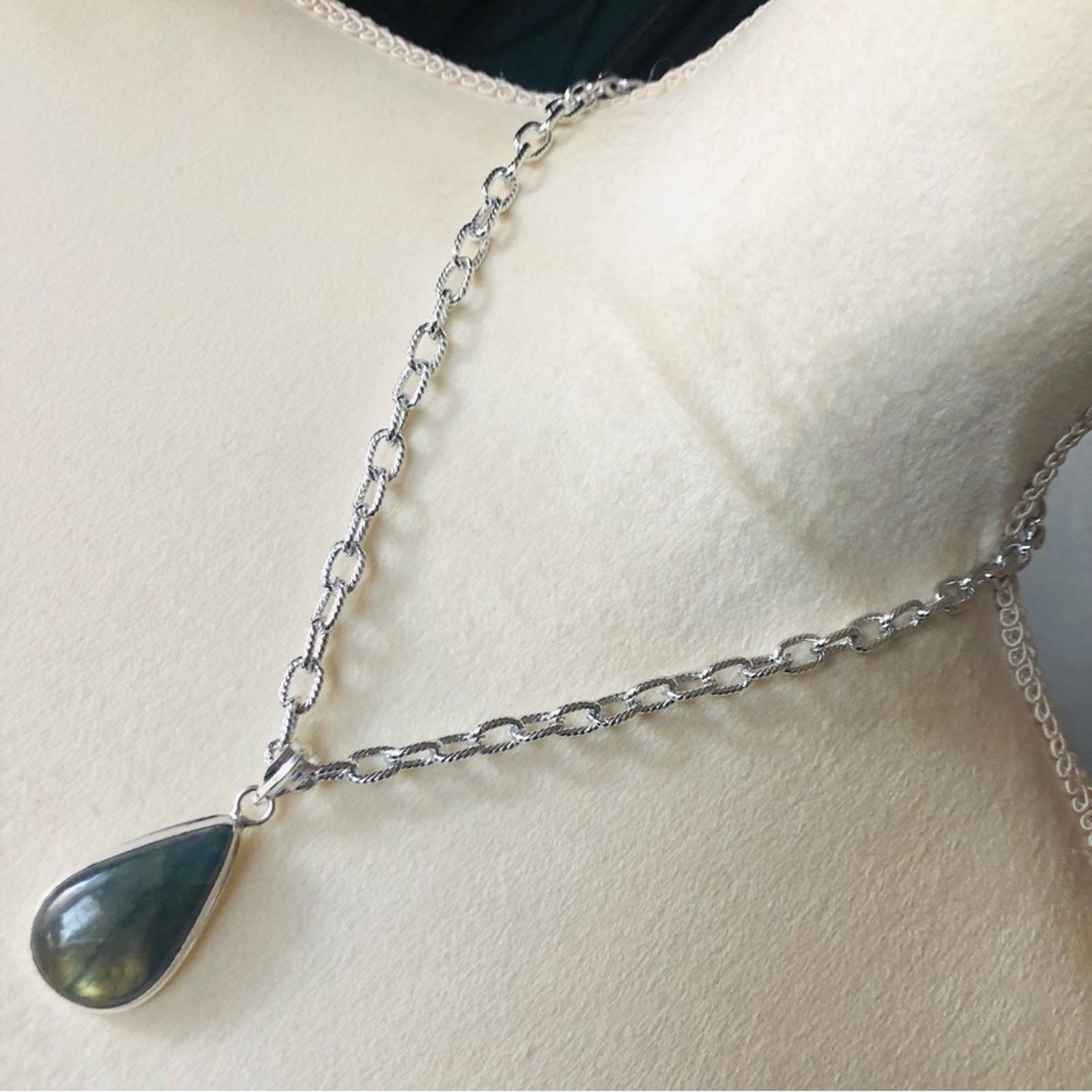 Handmade Handcrafted genuine labradorite raindrop 925 necklace Size ONE SIZE - 1 Thumbnail