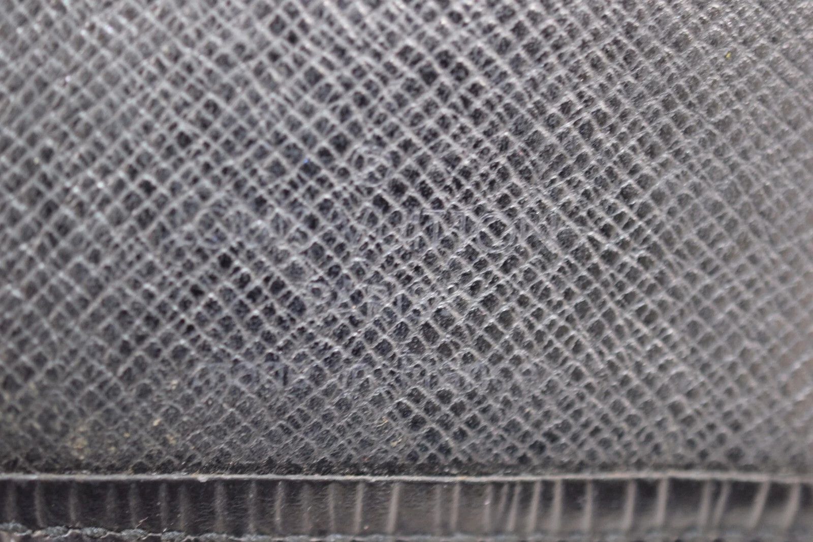 Louis Vuitton LVuitton Porte Monnaie Viennois Wallet Epi Leather M63242 Size ONE SIZE - 21 Thumbnail