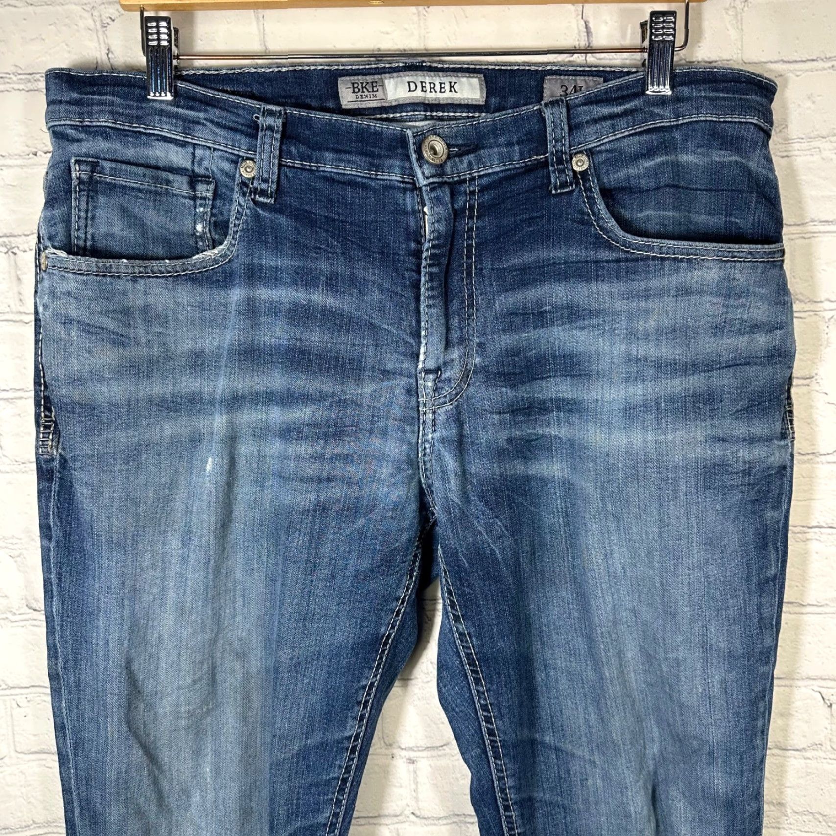BKE BKE Derek Jeans Mens 34L Blue Medium Wash Distressed Denim Straight 34 Inseam 5-Pocket Zip Button Buckle Bke Size US 34 / EU 50 - 2 Thumbnail