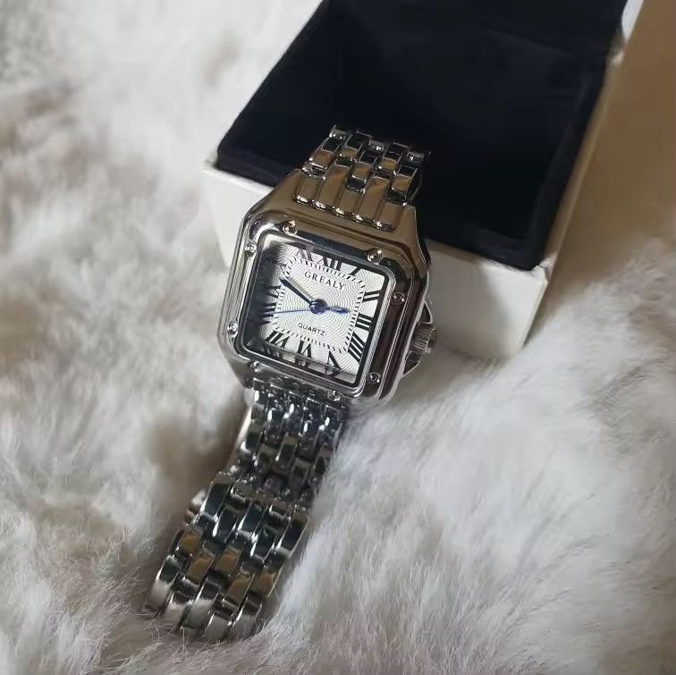 Vintage Vintage 90s black dial luxury style quartz silver watch Size ONE SIZE - 2 Thumbnail