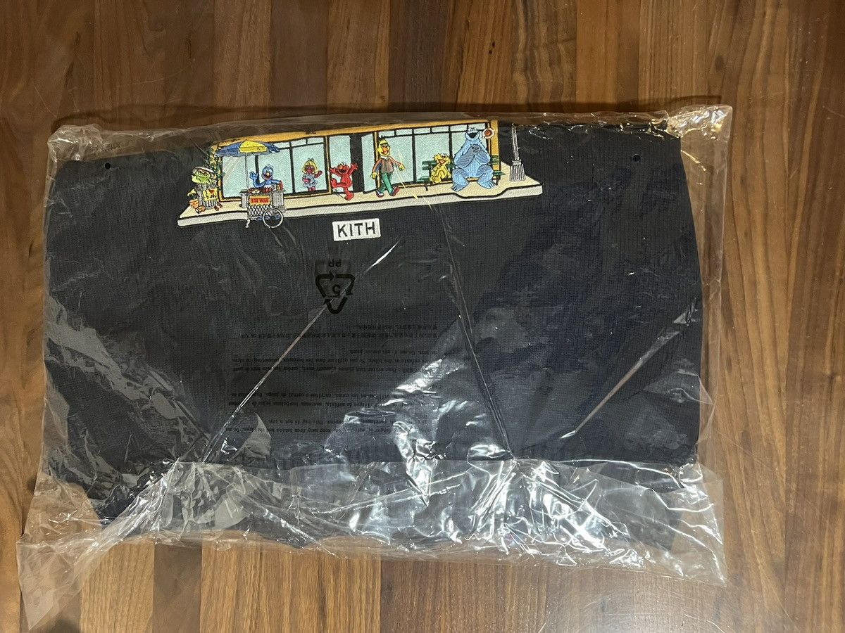 Kith Kith for Sesame Street Lafayette Crewneck Sweater Size Large Size US L / EU 52-54 / 3 - 8 Thumbnail