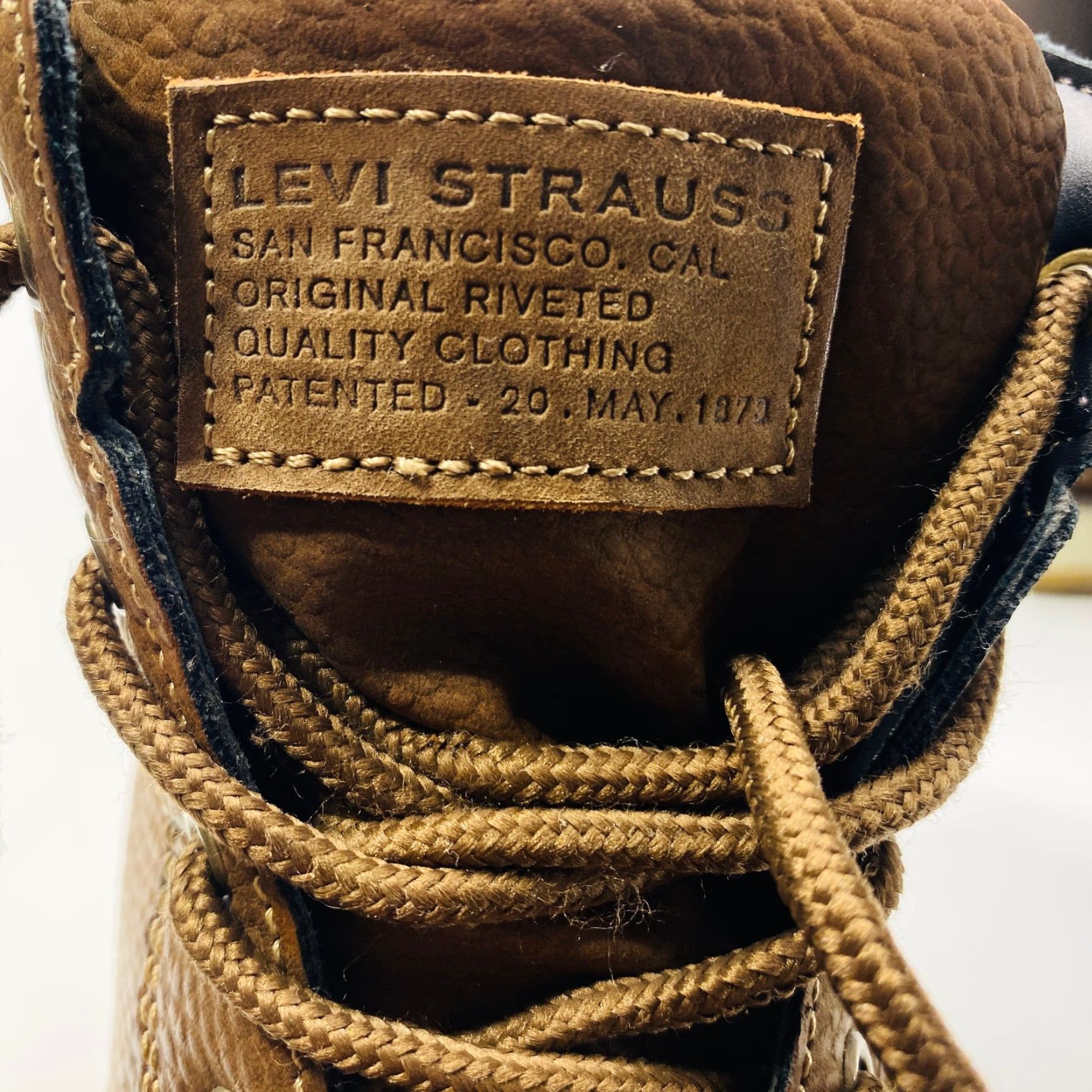Levi's LEVI'S Wedge Chukka Boots Mens 13 Brown Pull Tab Removable Insole Round Toe 1262 Size US 13 / EU 46 - 7 Thumbnail