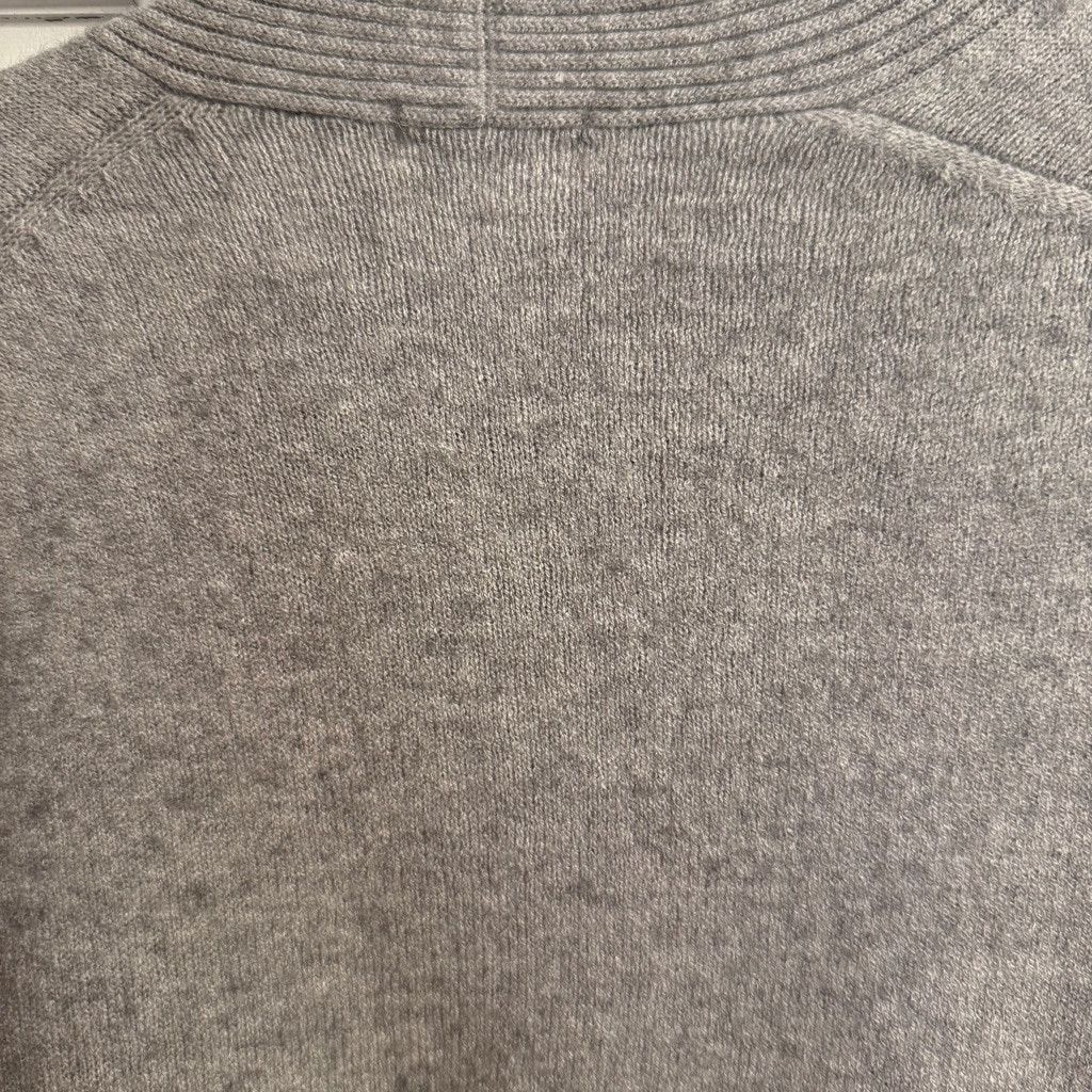 Uniqlo Women's Uniqlo Cardigan, Size L, Gray Size L / US 10 / IT 46 - 2 Thumbnail
