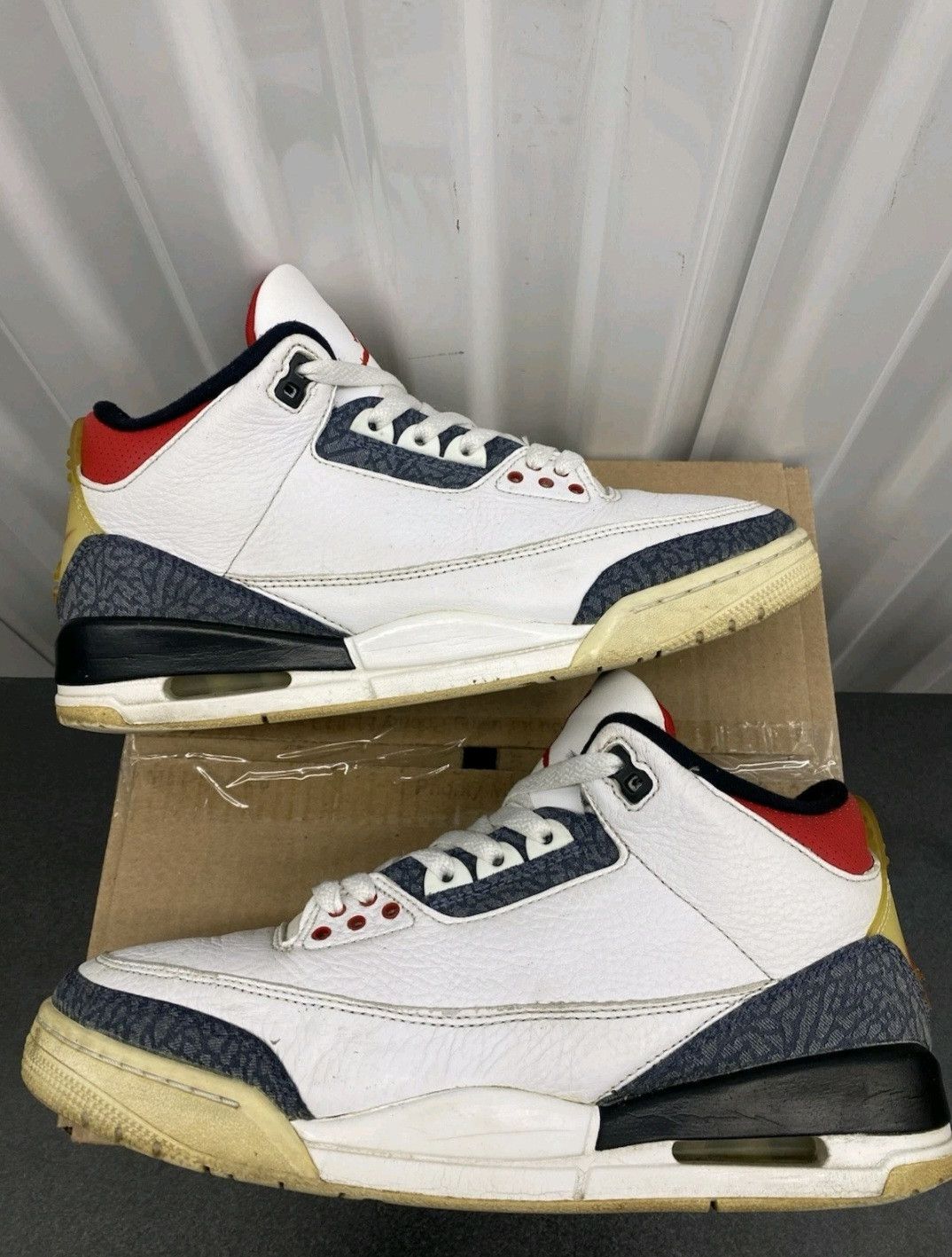 Jordan Brand Air Jordan 3 Retro Denim SE Fire Red 2020 Mens Size 10.5 Size US 10.5 / EU 43-44 - 3 Thumbnail