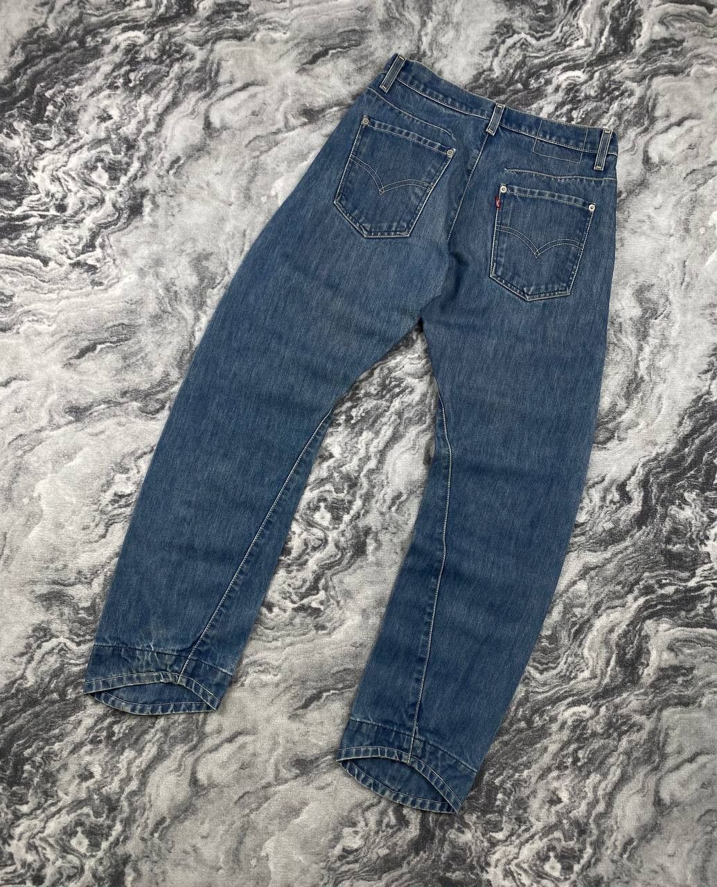 Levi's Vintage Levi’s Denim Engineered Twisted Jeans Japan Y2K Men Size US 30 / EU 46 - 1 Thumbnail