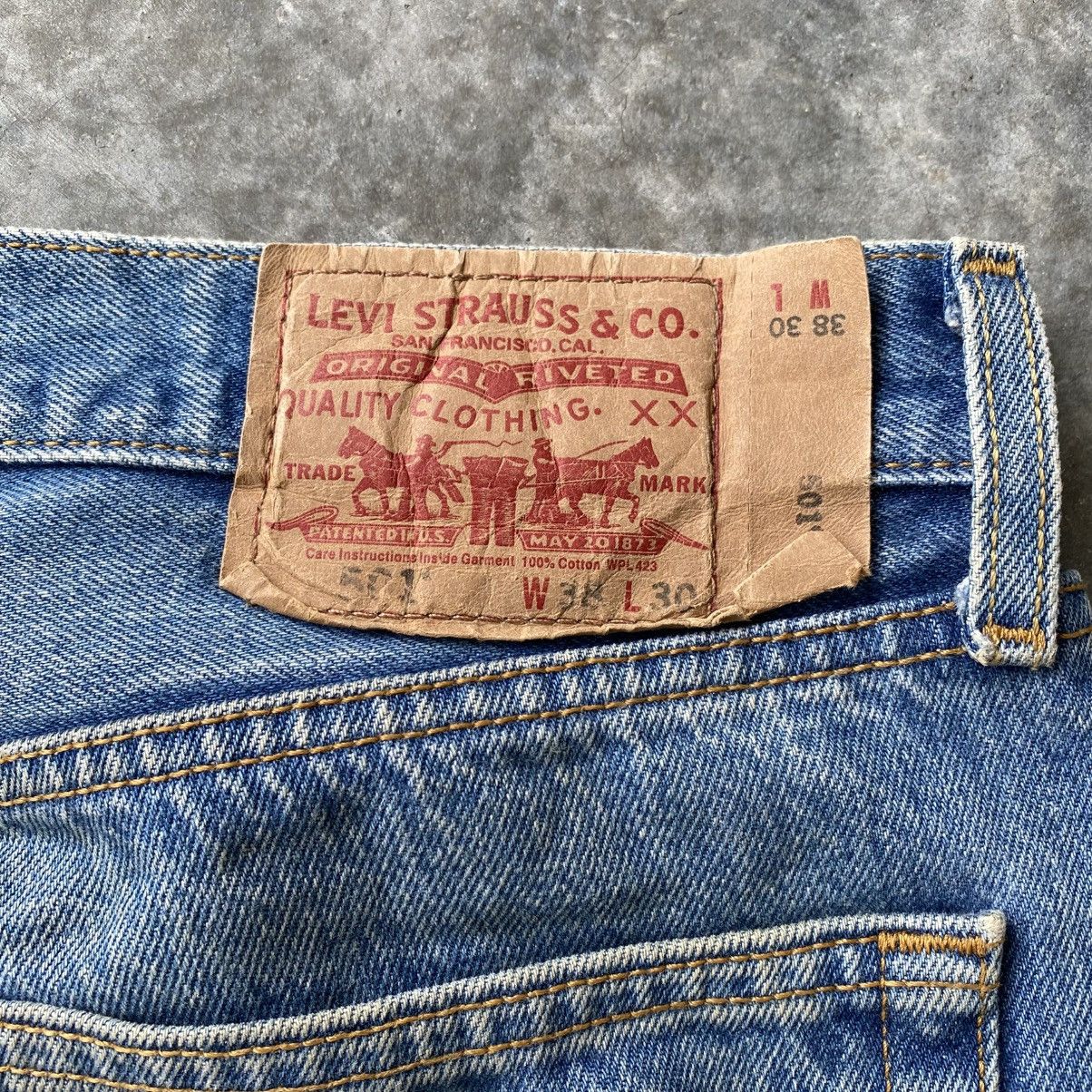 Levi's Vintage Y2K Levis 501 Distressed Denim w36 Size US 36 / EU 52 - 10 Thumbnail