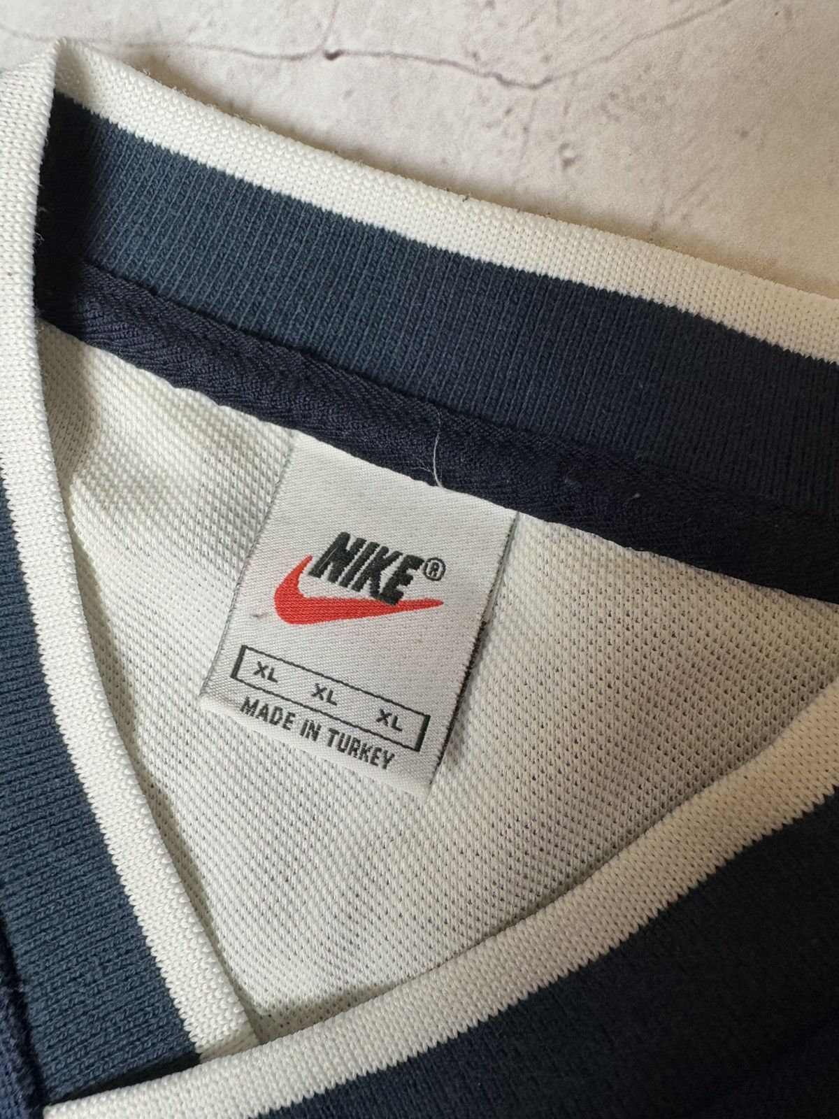 Nike × Vintage Vintage Nike Swoosh T Shirt Size US XL / EU 56 / 4 - 4 Thumbnail