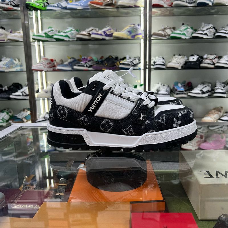 Louis Vuitton Louis Vuitton Trainer Maxi Black and White Sneakers -2508 Size US 8.5 / EU 41-42 - 6 Thumbnail
