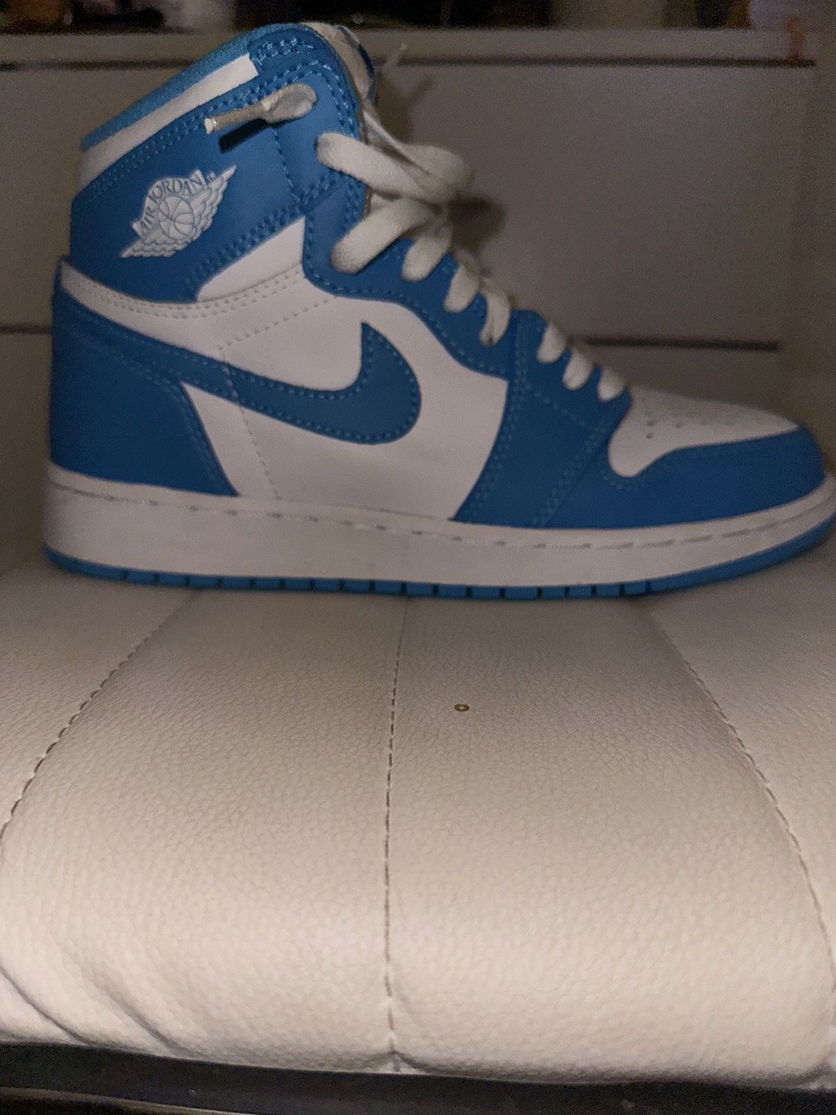 Vintage UNC Jordan Retro 1 Size US 5.5 / IT 35.5 - 4 Thumbnail