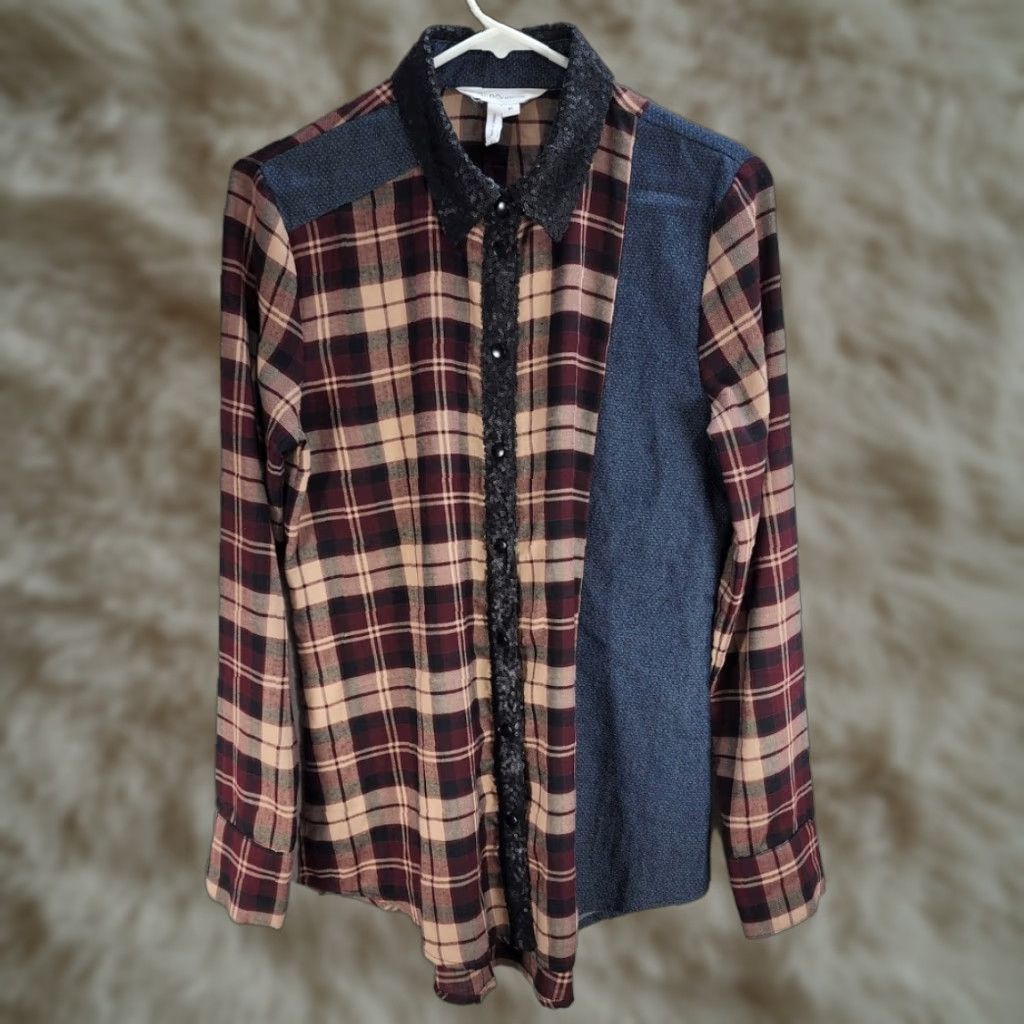 BCBGeneration BCBGeneration Blouse Shirt Sequin Plaid Chambray Brown Button Down Long Sleeve Size M Womens Size M / US 6-8 / IT 42-44 - 1 Thumbnail