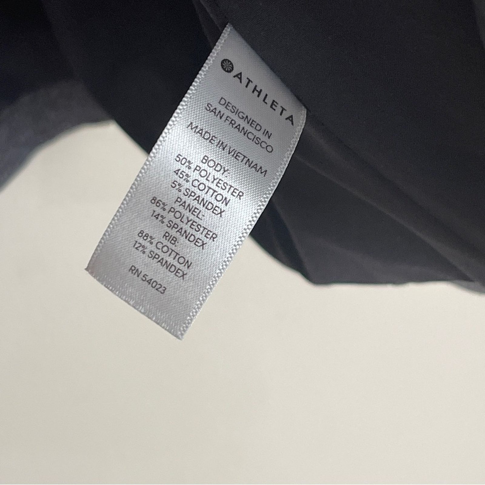 Athleta Athleta Victory Hoodie Thumbholes Zip Up Jacket Size S / US 4 / IT 40 - 4 Thumbnail