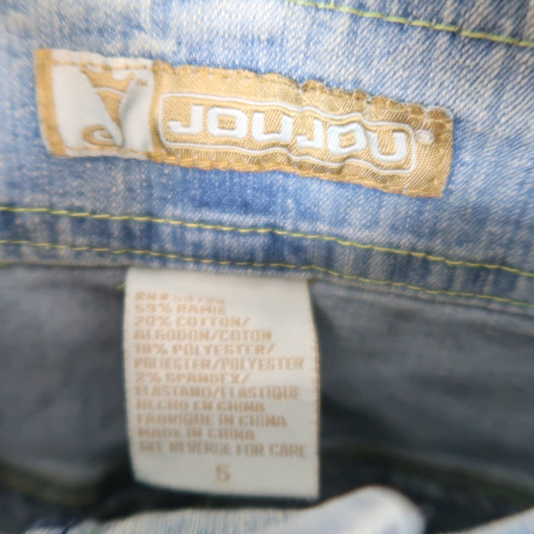 Vintage VINTAGE Y2K Jou Jou light wash blue denim low rise mini skirt S Regular Cotton 1990s Grunge Belt 14" Waist 16" Hip 14.5" Length Mens Women Girls Size 28" / US 6 / IT 42 - 5 Thumbnail