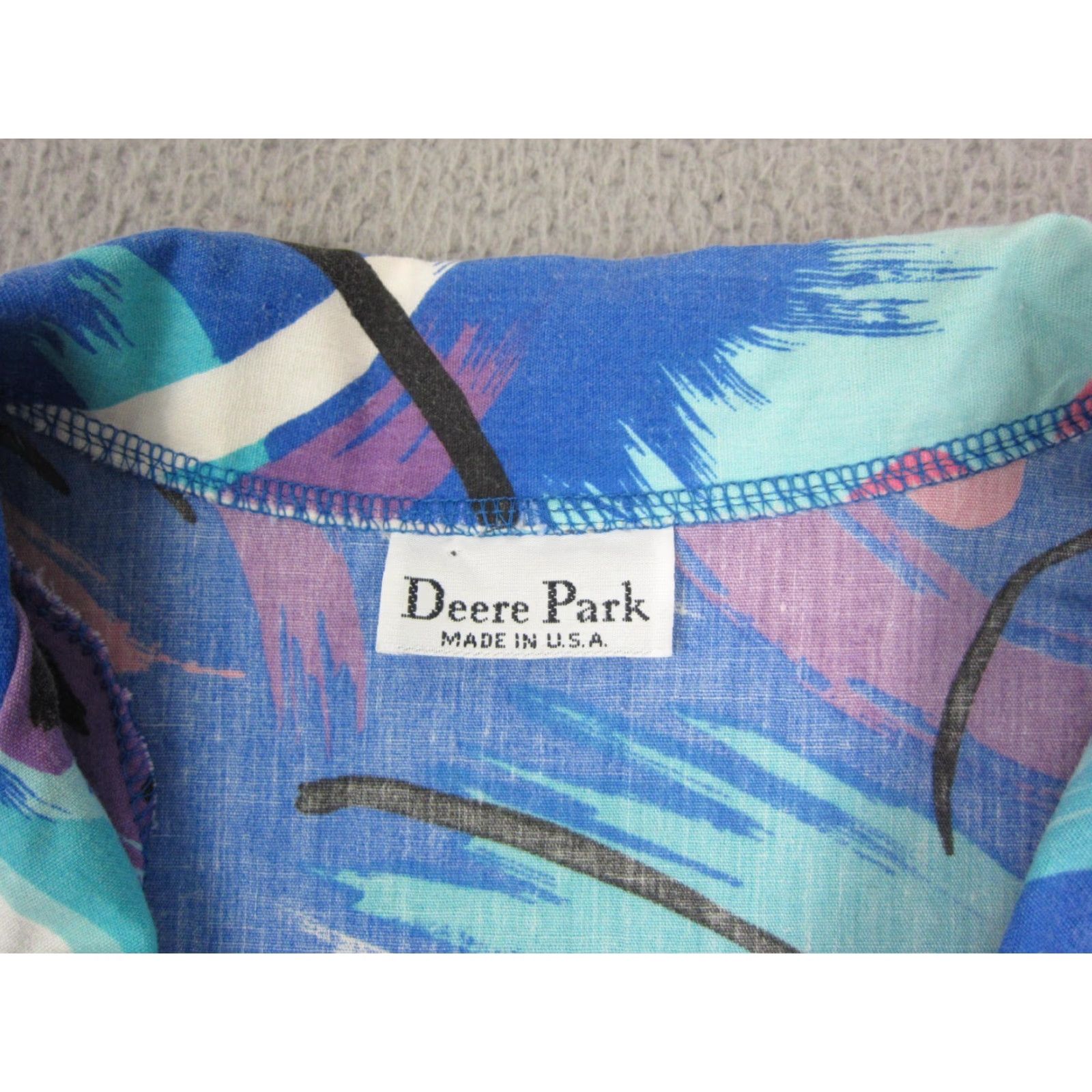 Vintage VINTAGE Deere Park Floral Shirt Womens L Blue Hawaiian Button-Up Short Sleeve Collared US Made 80s Size L / US 10 / IT 46 - 3 Thumbnail