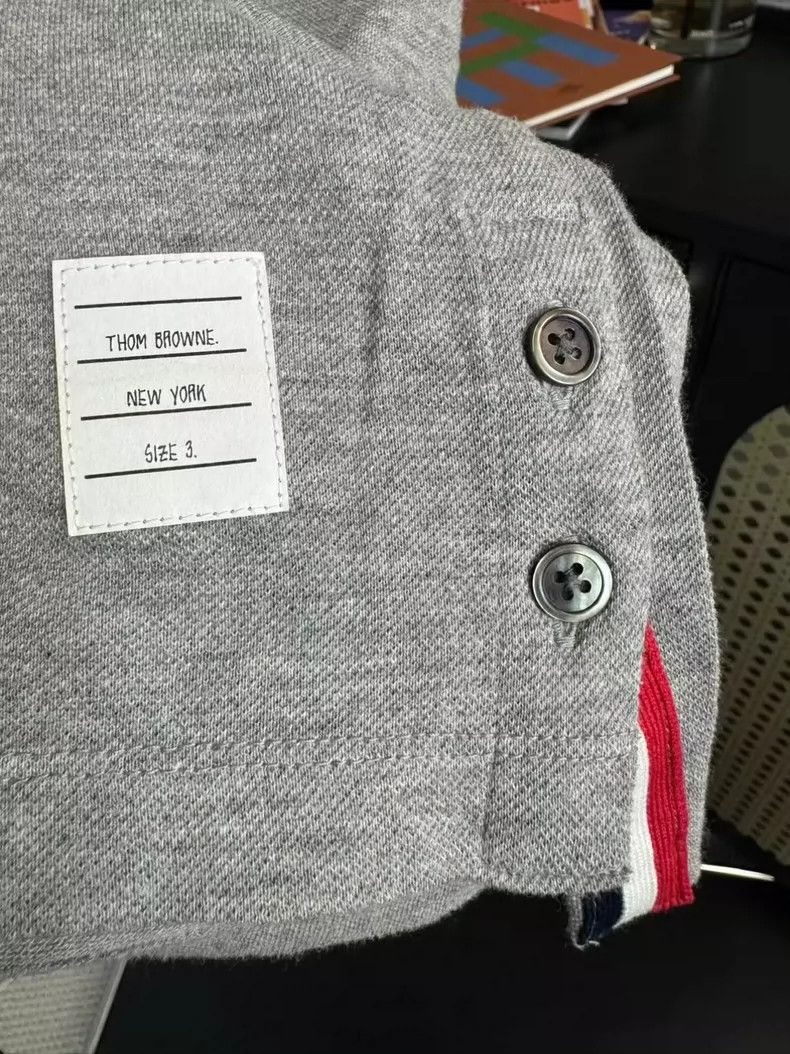 Thom Browne Thom browne Gray pocket stripe short sleeves 2504-Nextarrow Size US L / EU 52-54 / 3 - 2 Thumbnail